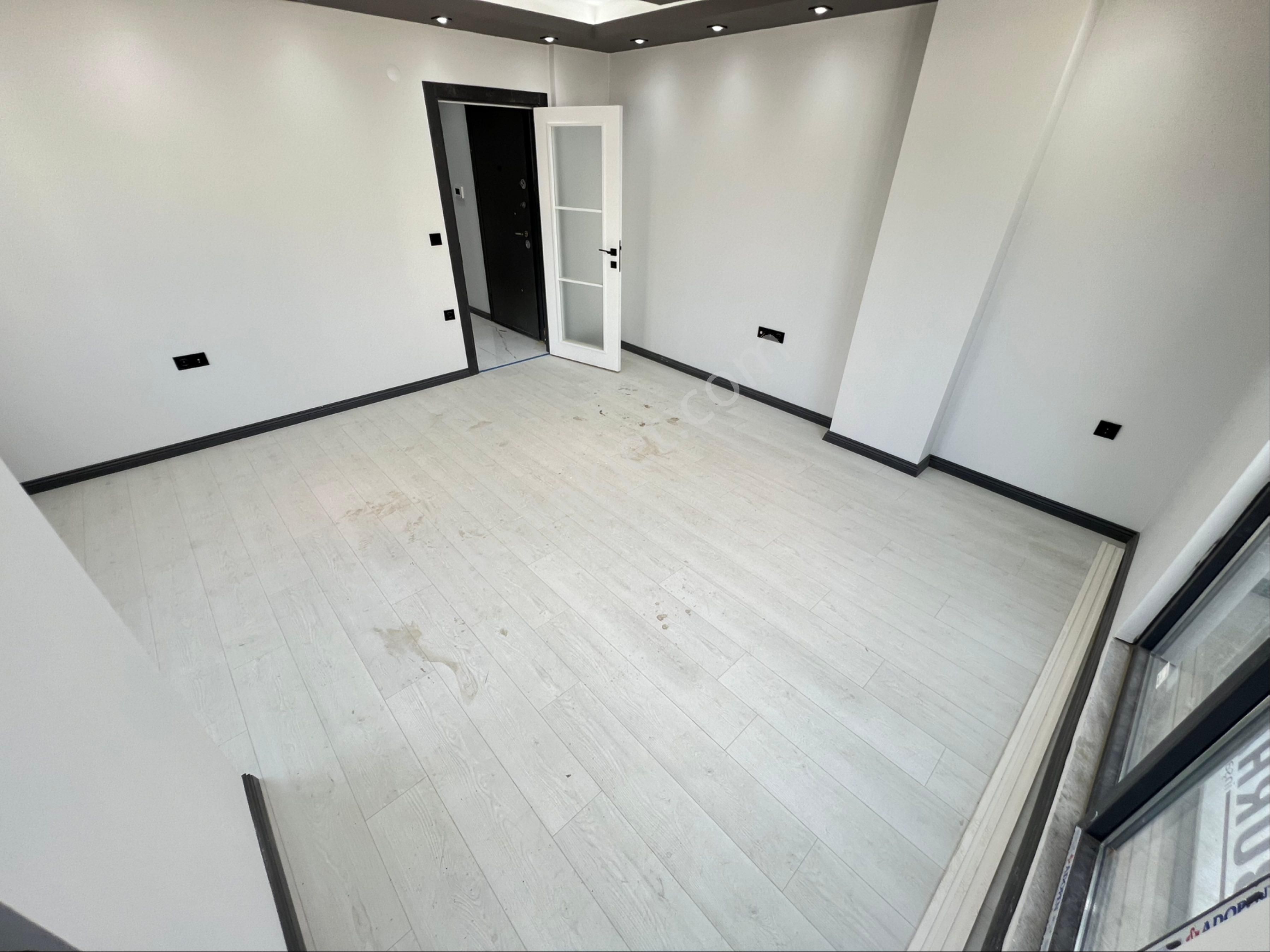 Vizyon Emlak'tan Tuzla Cd 90 M2 Arakat 2+1 Ebeveyn Banyolu Daire - Görsel 4