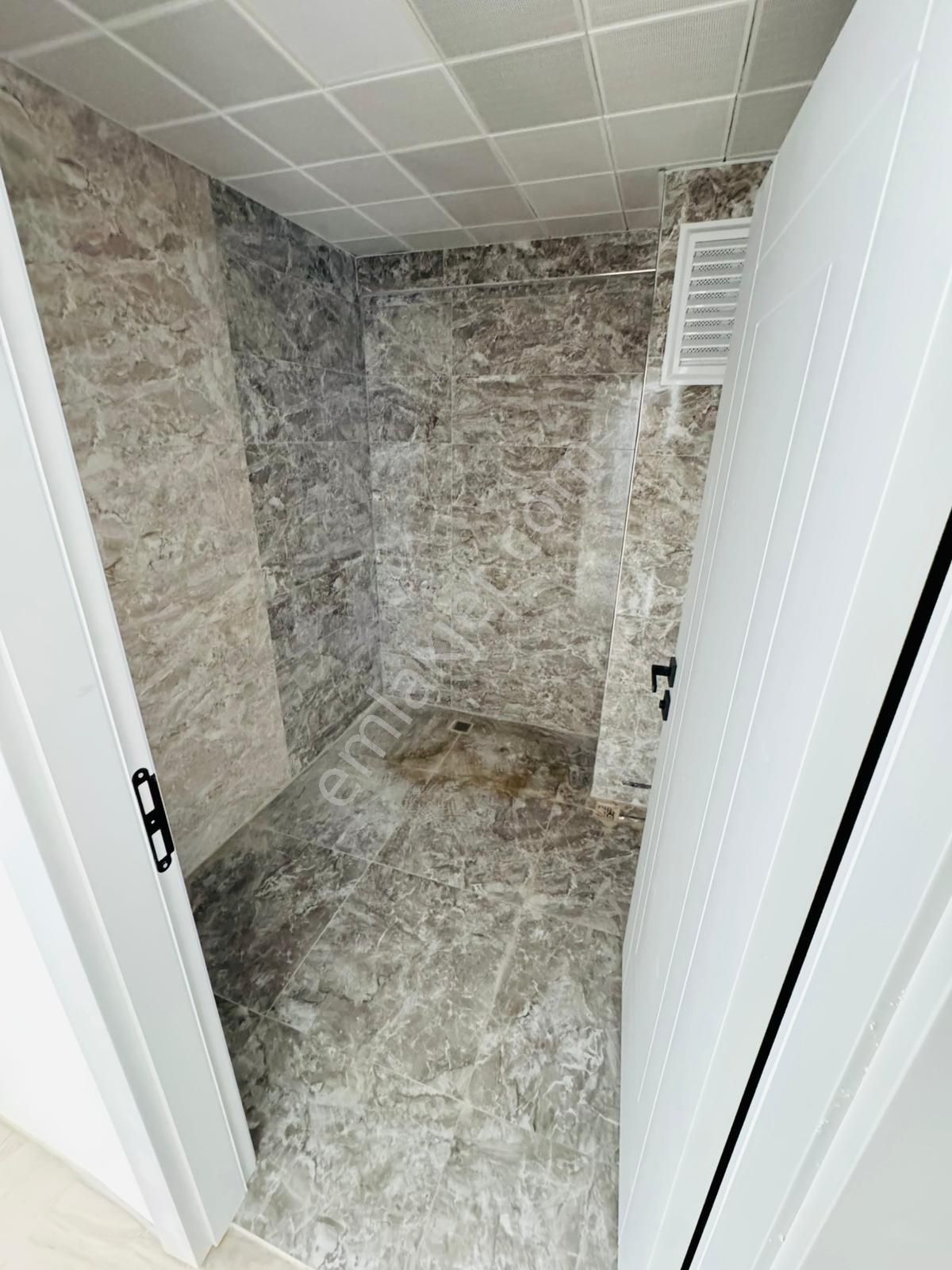 Beşikkaya Mahallesinde Full Yapılı 3+1 2.kat Satılık Sıfır Daire !! - Görsel 16