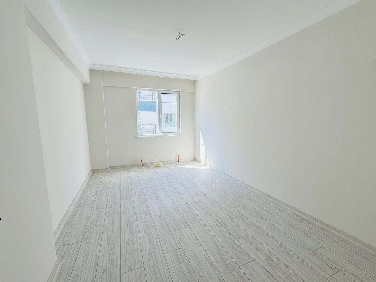 Beşikkaya Mahallesinde Full Yapılı 3+1 2.kat Satılık Sıfır Daire !! - Görsel 11