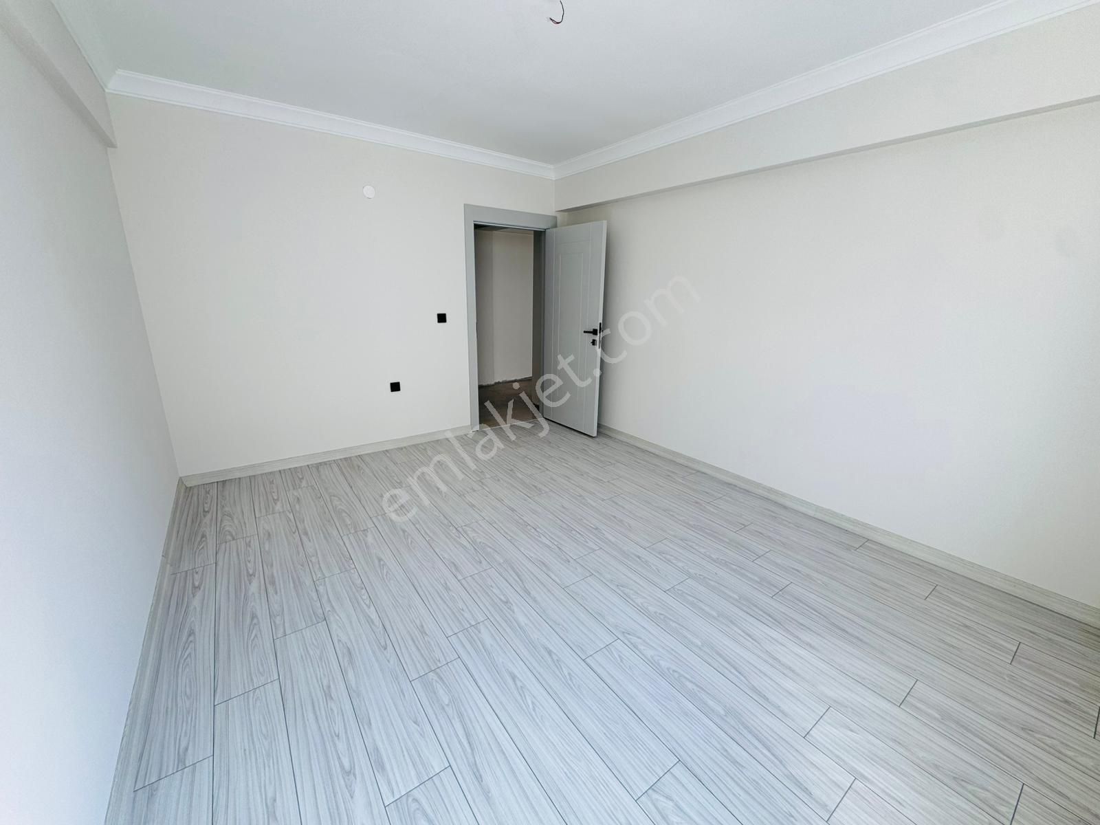 Beşikkaya Mahallesinde Full Yapılı 3+1 2.kat Satılık Sıfır Daire !! - Görsel 9