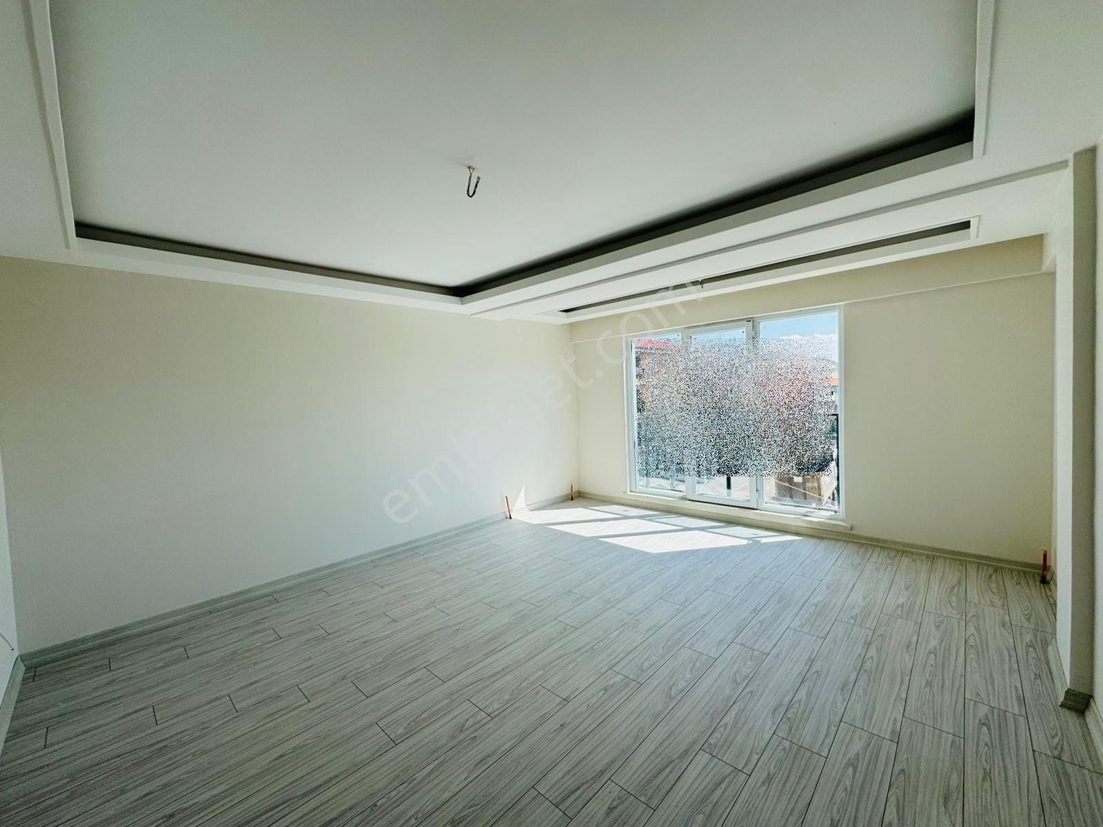 Beşikkaya Mahallesinde Full Yapılı 3+1 2.kat Satılık Sıfır Daire !! - Görsel 5