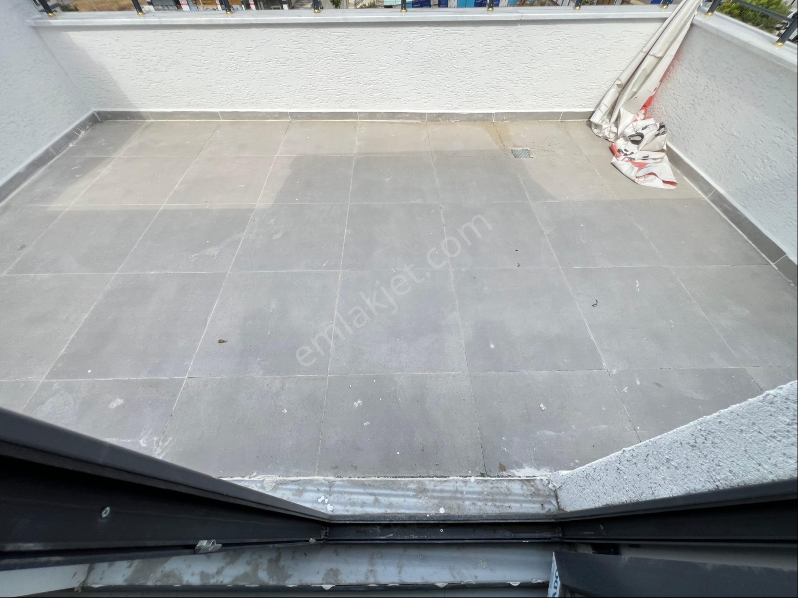 Vizyon Emlak'tan Tuzla Cd 5+1 Çift Teraslı Dubleks Daire - Görsel 32