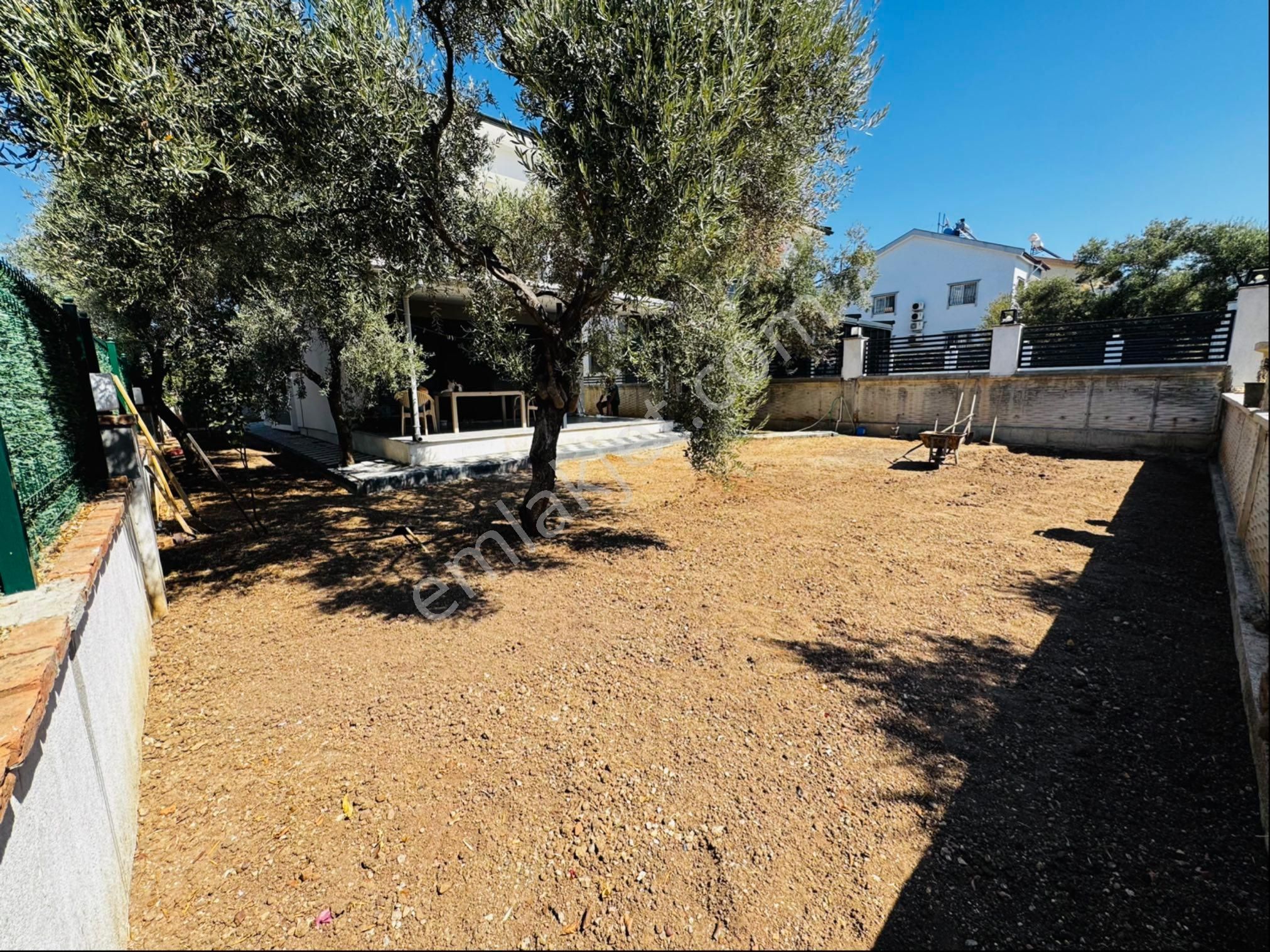 Akbük Merkezde 363 M2 Arsa İçinde Müstakil 4+1 Villa - Görsel 3