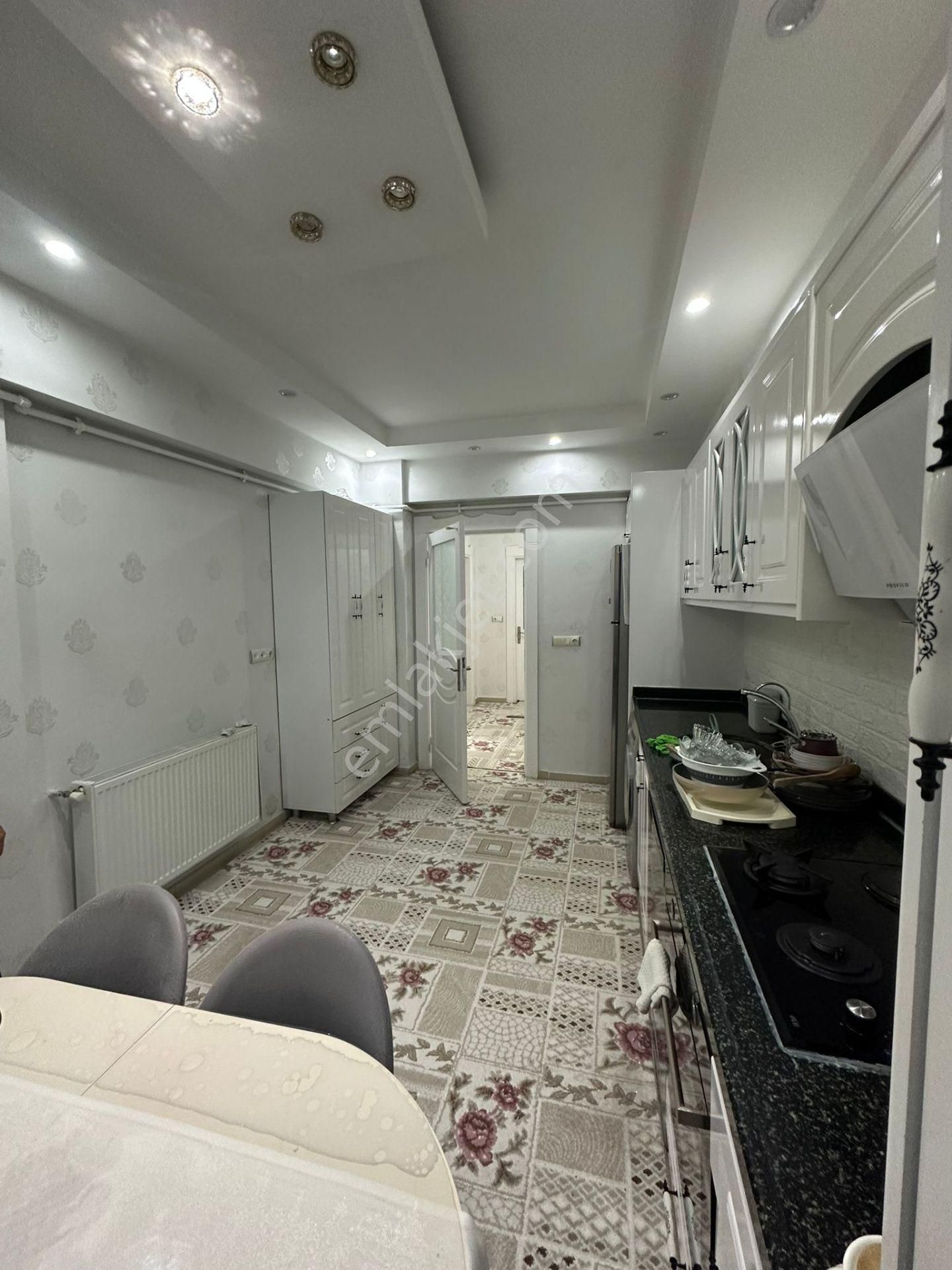 Mavi Emlak Tan Seyrantepe De Acil Satılık Bakımlı 3+1 Lüsk Daire 3.150.000tl - Görsel 15