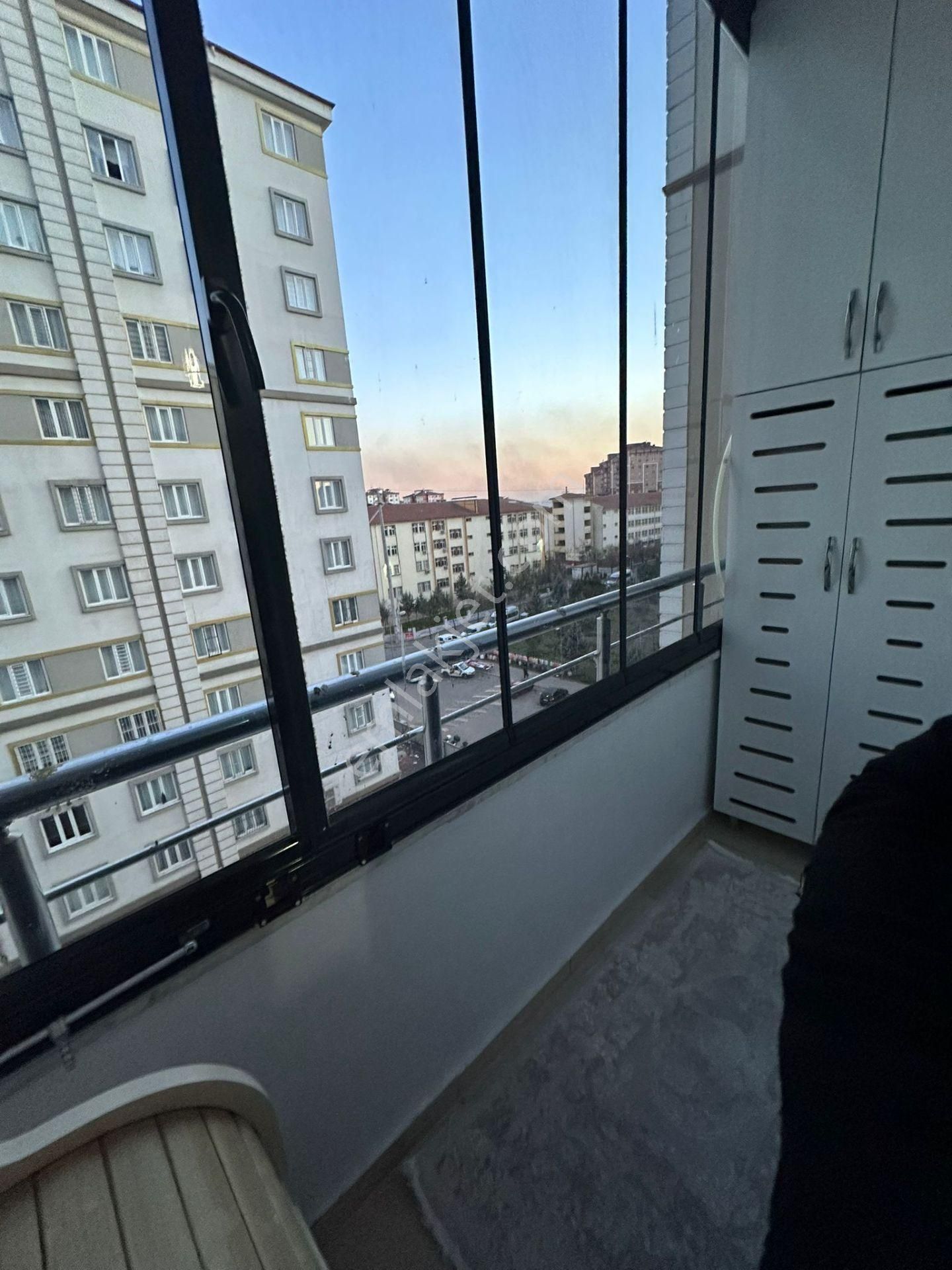 Mavi Emlak Tan Seyrantepe De Acil Satılık Bakımlı 3+1 Lüsk Daire 3.150.000tl - Görsel 9