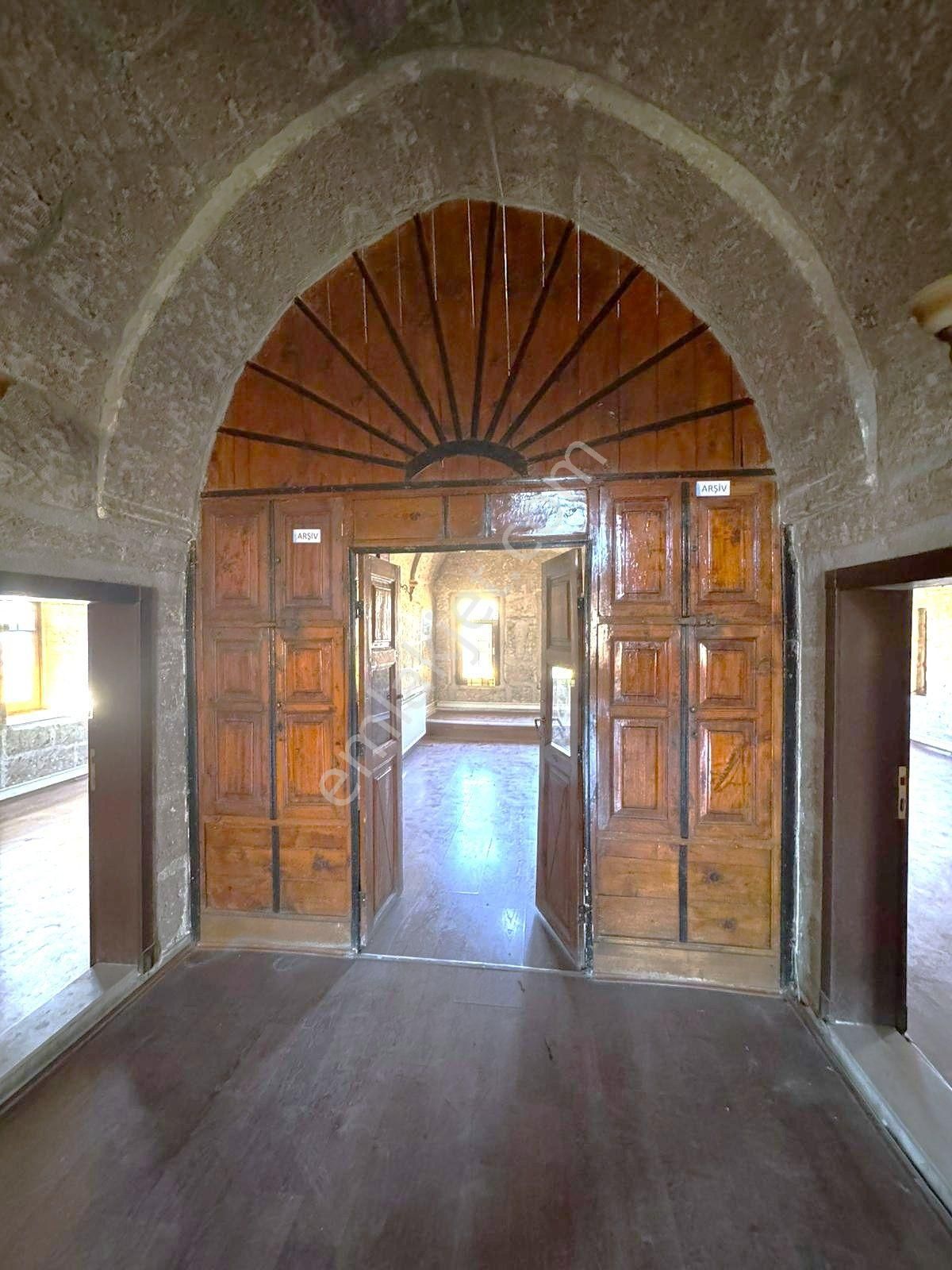 Aksaray-güzelyurt İlçesinde Satılık Tarihi Konak/otel-restaurant - Görsel 10