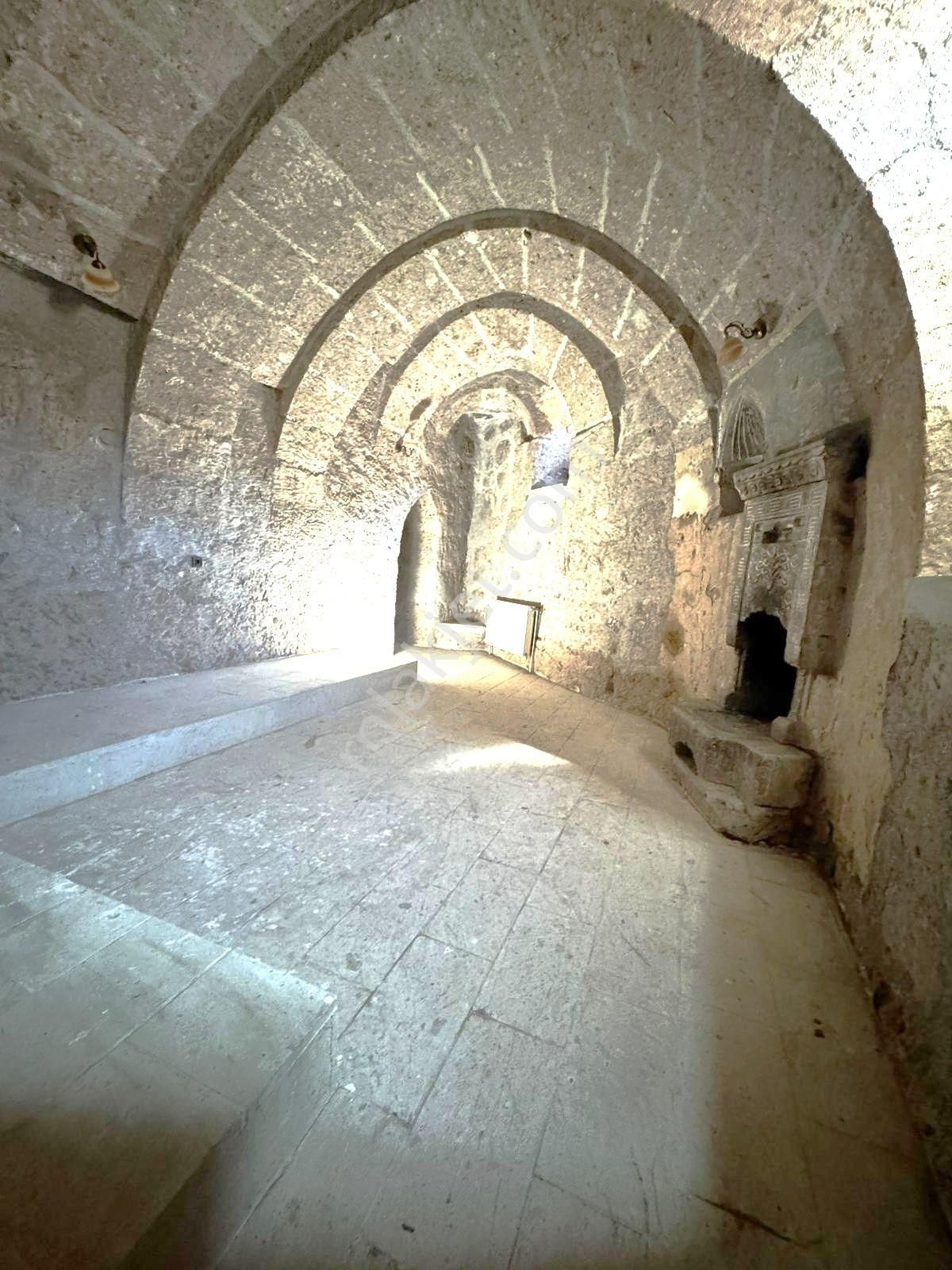 Aksaray-güzelyurt İlçesinde Satılık Tarihi Konak/otel-restaurant - Görsel 30