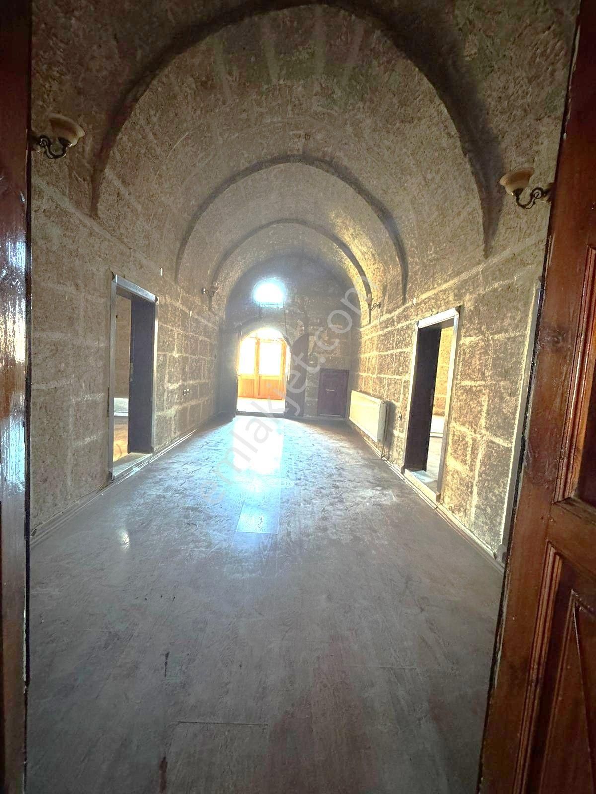 Aksaray-güzelyurt İlçesinde Satılık Tarihi Konak/otel-restaurant - Görsel 11