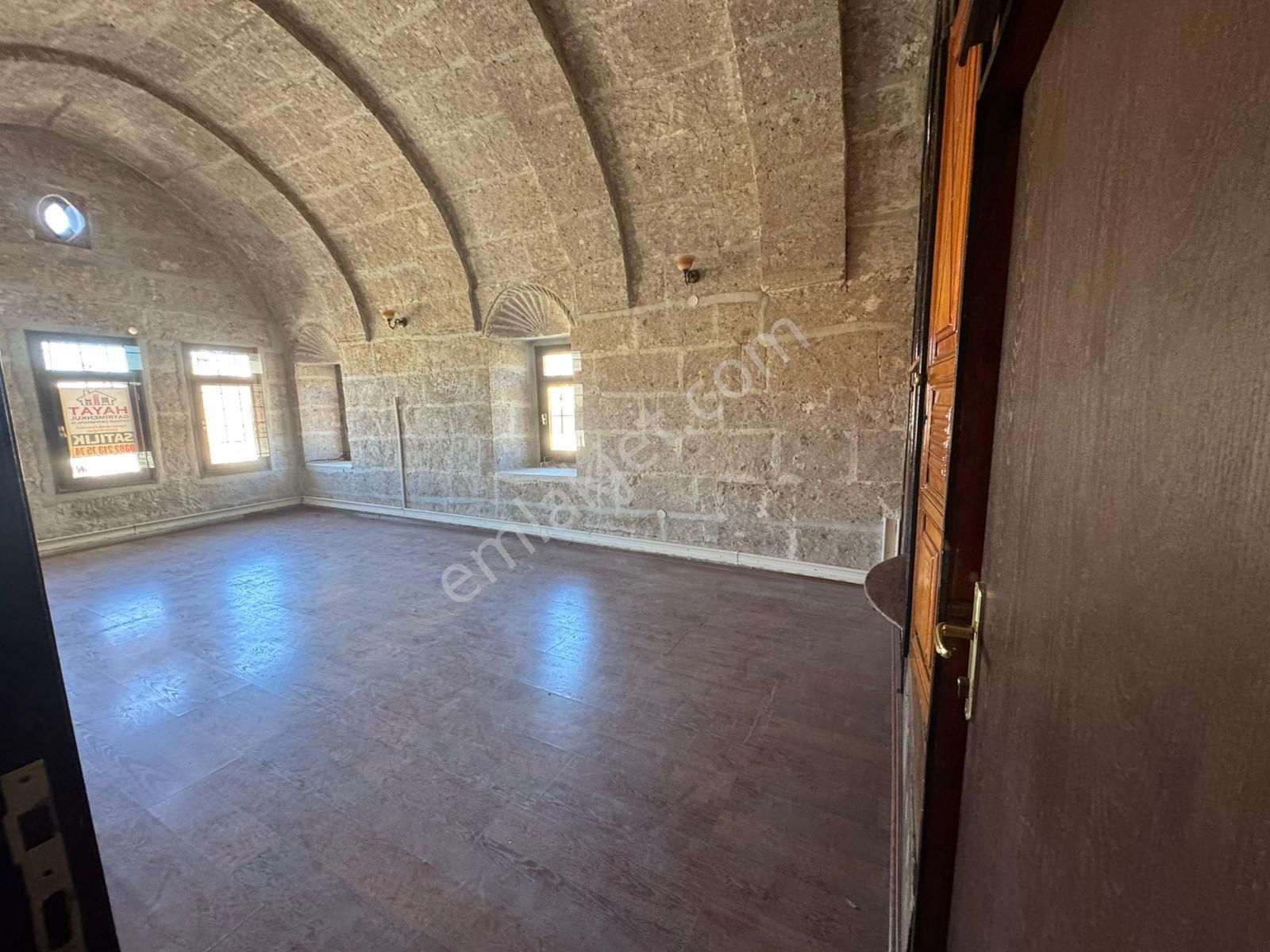 Aksaray-güzelyurt İlçesinde Satılık Tarihi Konak/otel-restaurant - Görsel 15