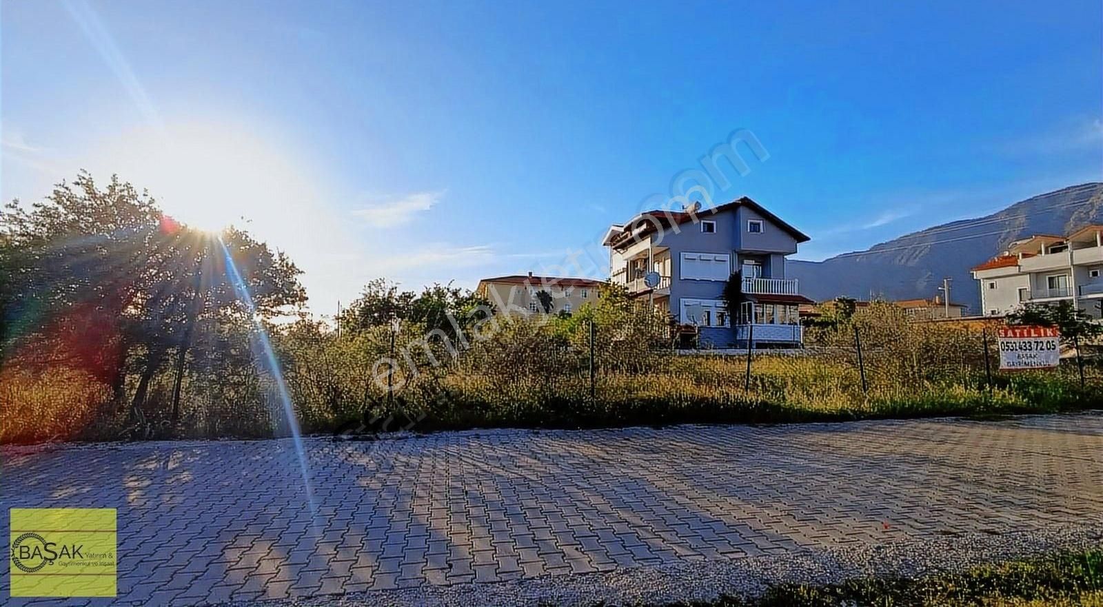 Başak'tan 175 M2 Oturumlu 2,5 Kat 700 M2 Arsa %25 2,5 Kat