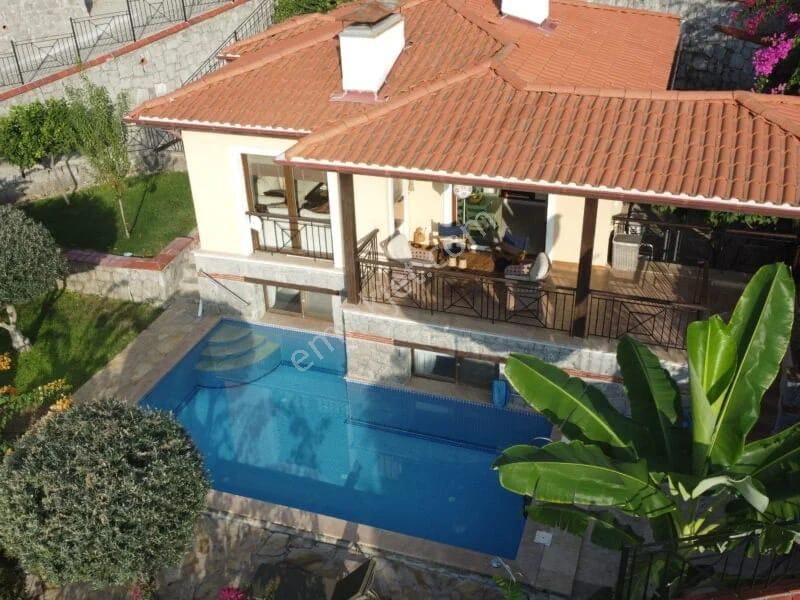 M-133 Muğla /fethiye /göcek Satılık 4+1 Villa