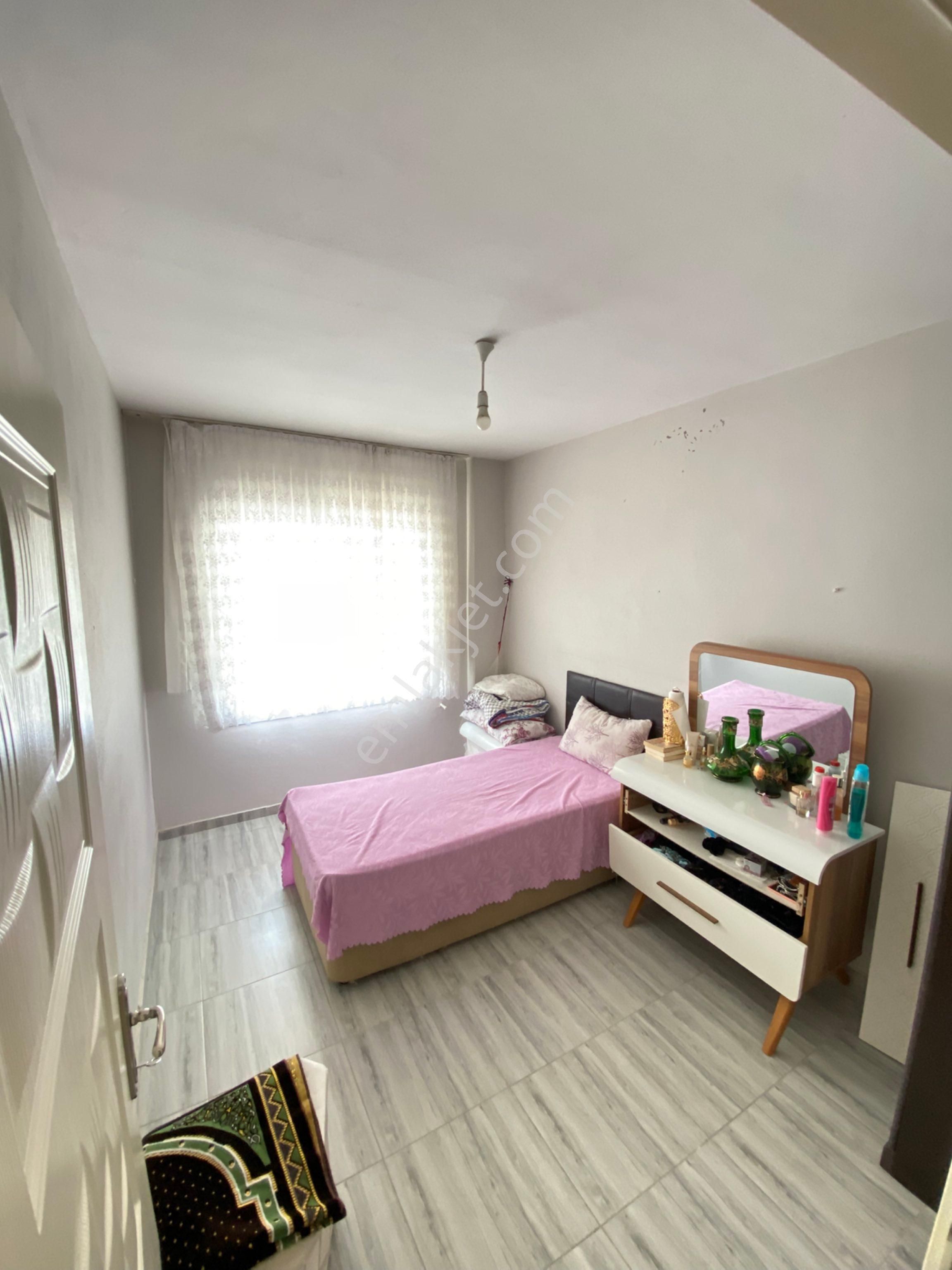 Yılmaz Gayrimenkulden İncirlik Kemalpaşada Satılık 2 Katlı Müstakil Köşe Başı - Görsel 23