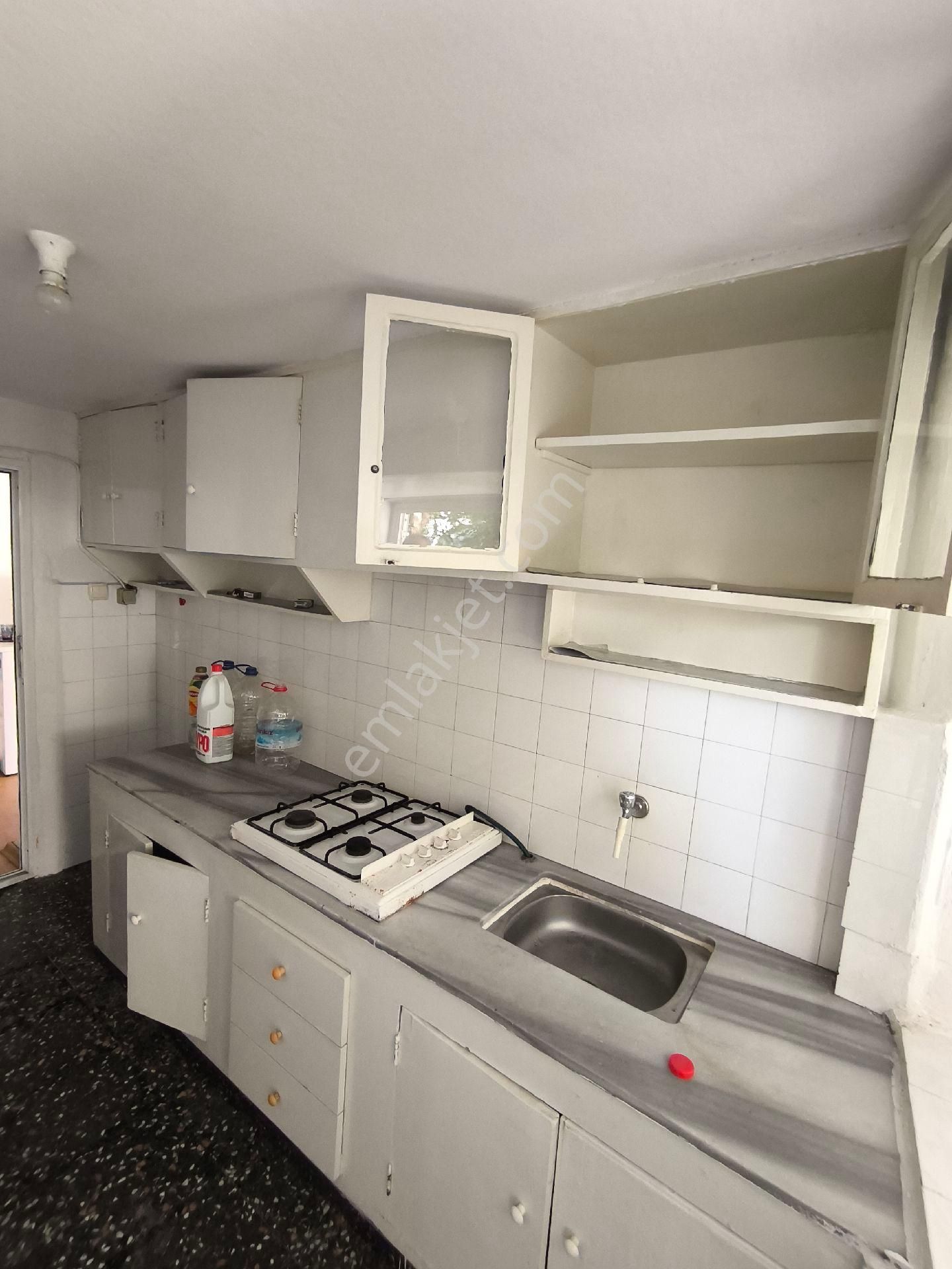 Kiralık 2+1 Ağır Bakım Karşısinda - Görsel 6