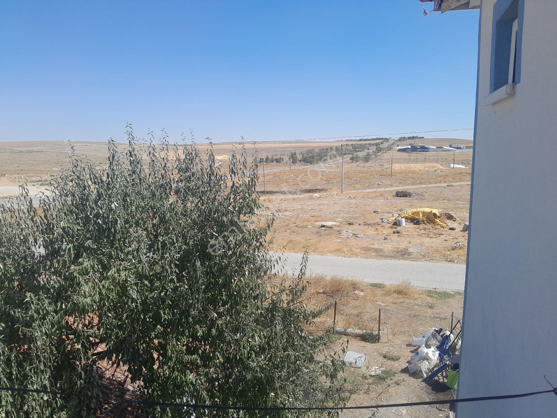 İnce Su Kasabasında Satılık Petrol İstasyonu 2 Katlı Mustakil Ev Ahır - Görsel 23