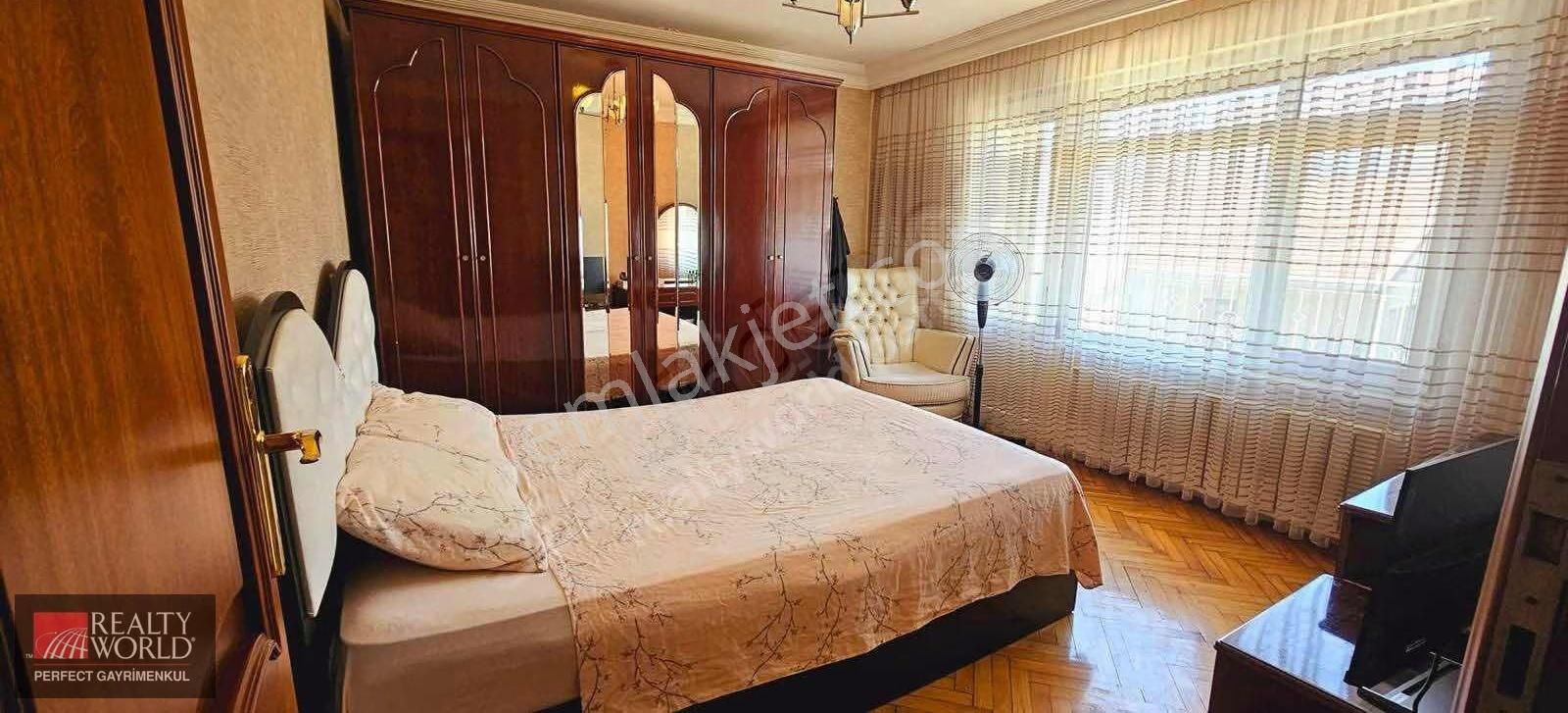 *realty World* Kilyos Merkez'de Kiralık Eşyalı / Eşyasız Villa - Görsel 9