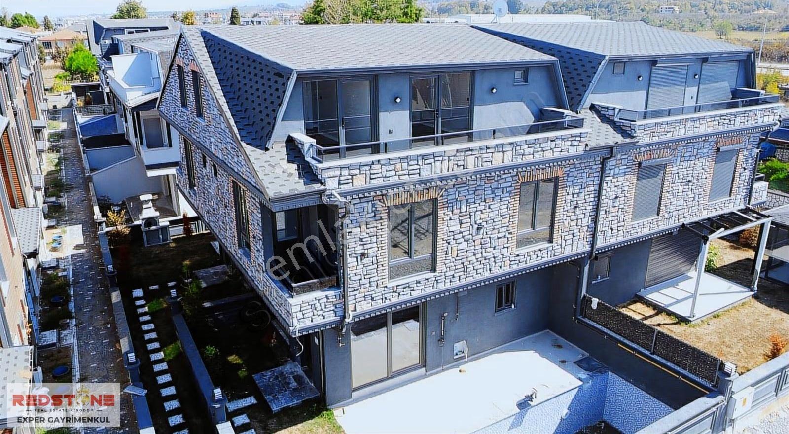 Kocaali'de Denize Yakın,havuzlu,lüks,4+1 Satılık Tripleks Villa - Görsel 28