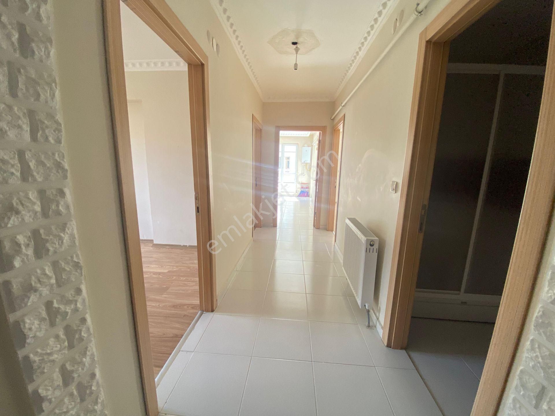 Uzman Emlak Dankanuni Mh. Katta Bağımsız Asansörlü 3+1 - Görsel 20