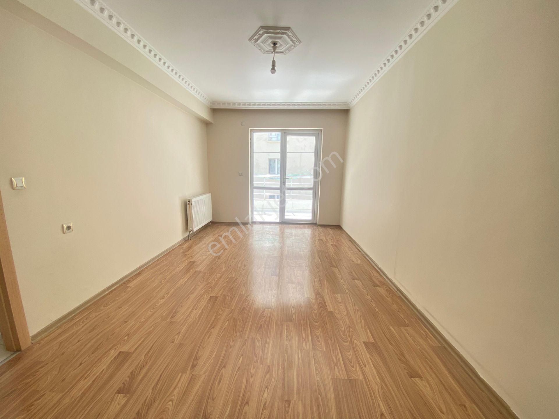 Uzman Emlak Dankanuni Mh. Katta Bağımsız Asansörlü 3+1 - Görsel 8