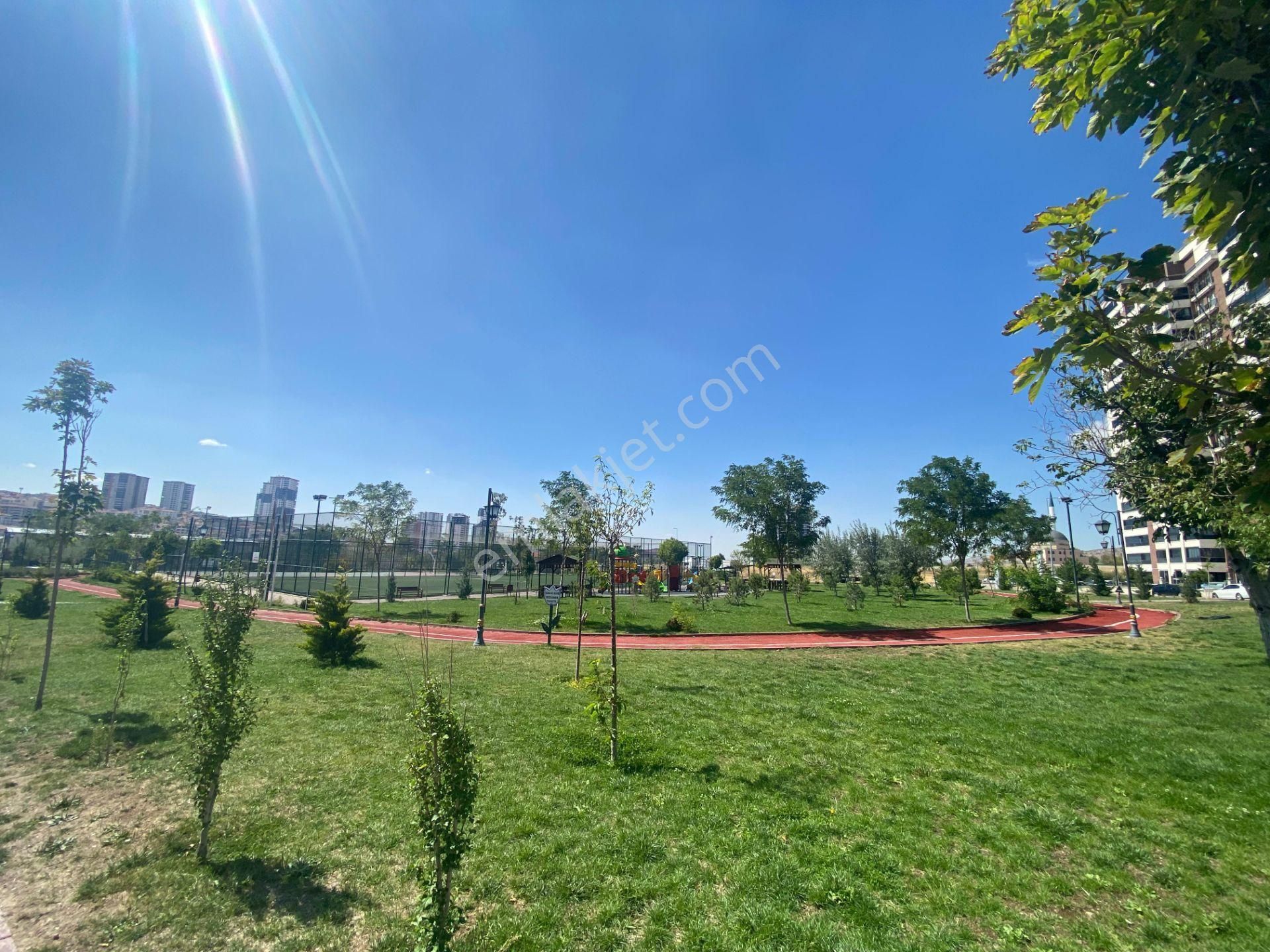 Uzman Emlak Dankanuni Mh. Katta Bağımsız Asansörlü 3+1 - Görsel 31