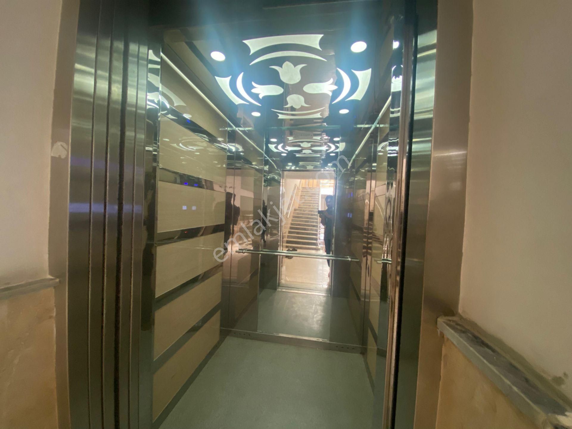 Uzman Emlak Dankanuni Mh. Katta Bağımsız Asansörlü 3+1 - Görsel 27