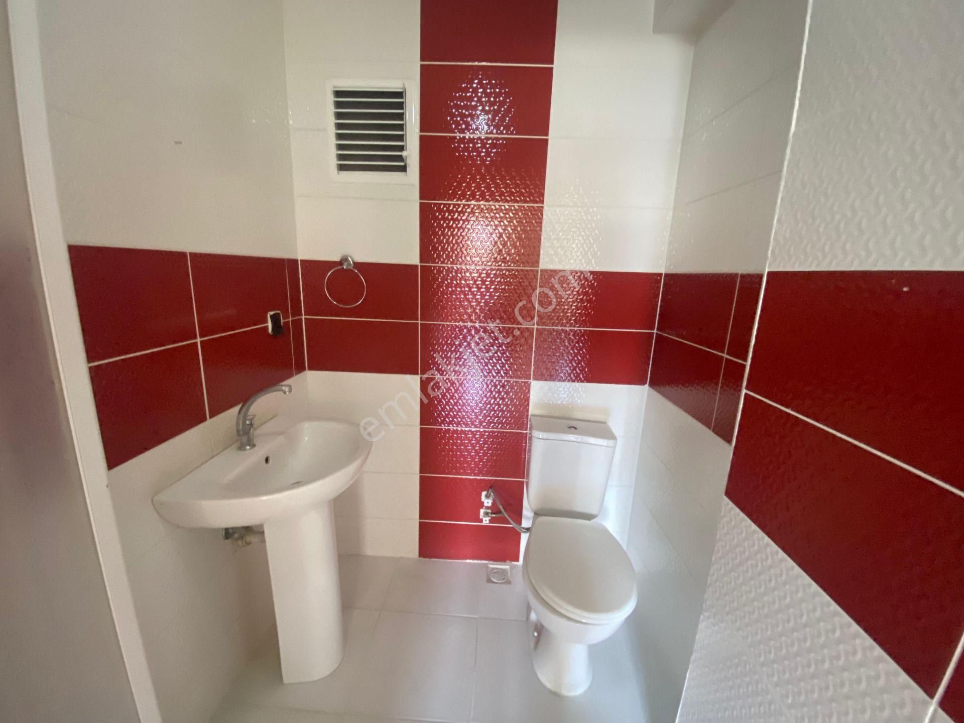 Uzman Emlak Dankanuni Mh. Katta Bağımsız Asansörlü 3+1 - Görsel 14