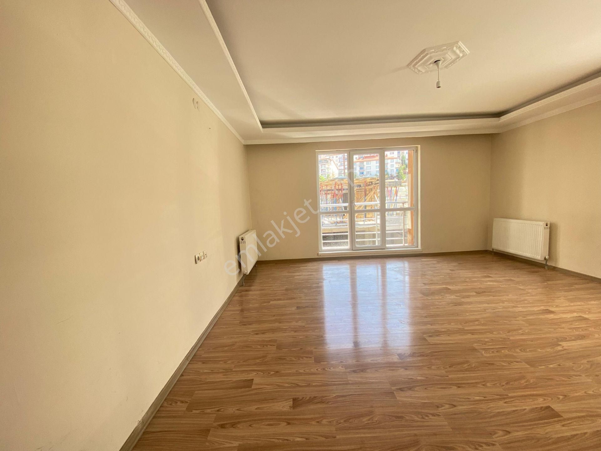 Uzman Emlak Dankanuni Mh. Katta Bağımsız Asansörlü 3+1 - Görsel 5