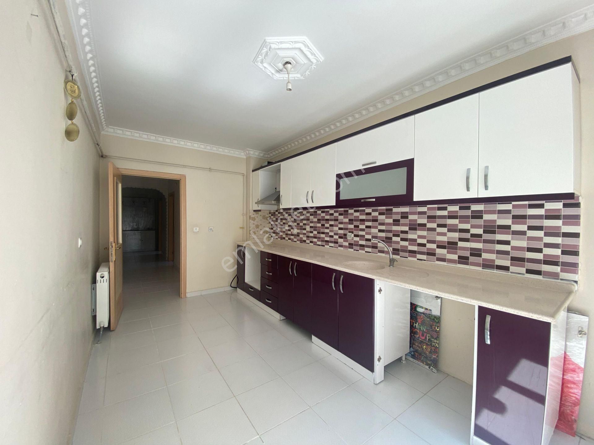 Uzman Emlak Dankanuni Mh. Katta Bağımsız Asansörlü 3+1 - Görsel 12