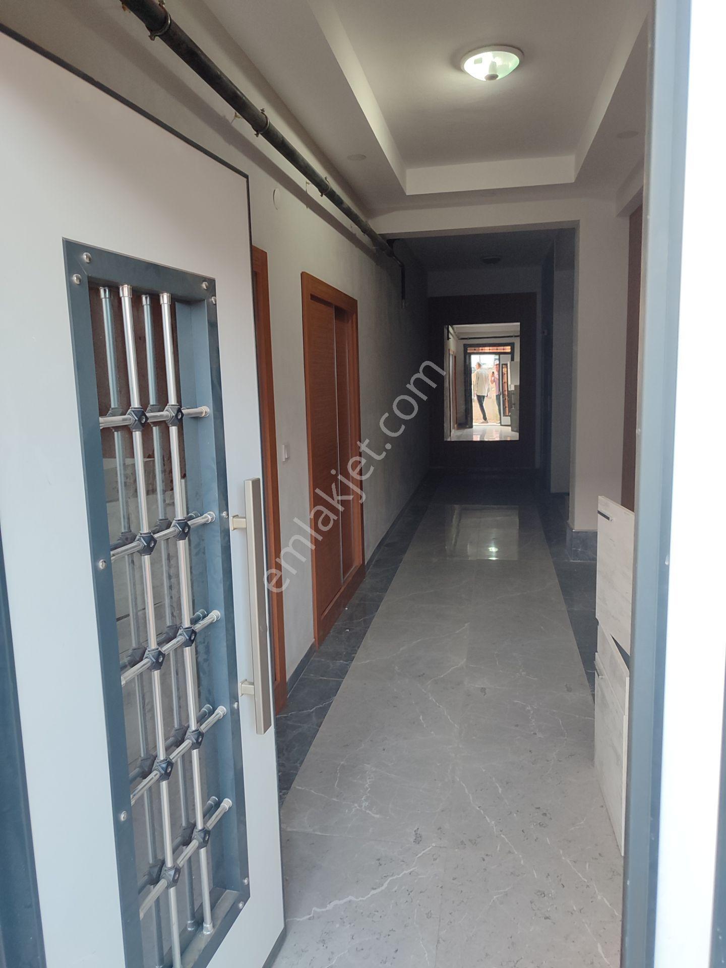 Kemalpaşanın Merkezinde Acil Satılık Yeni Sıfır 2+1 Asansörlü Doğalgazlı Daire - Görsel 21