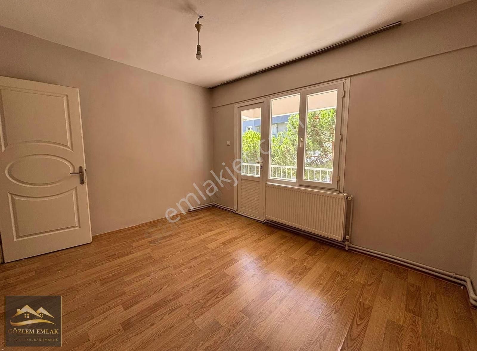 Aliağa Çarşı Merkez 3+1 Ara Kat Kiralık Daire - Görsel 4