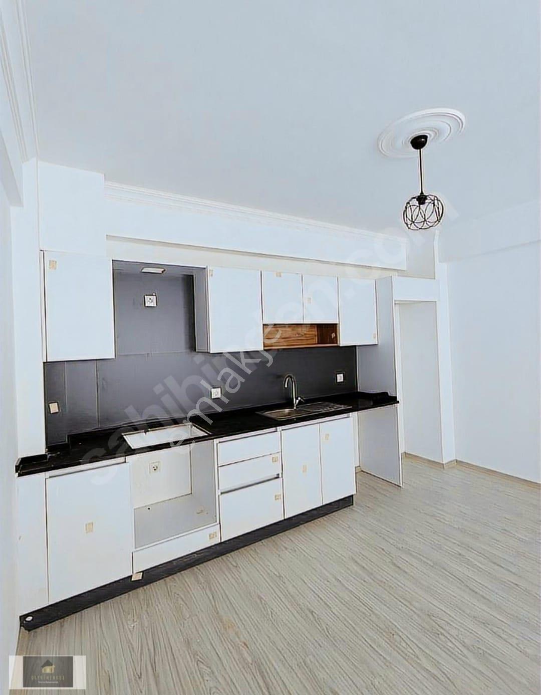 Kuşadası Kirazlı Yolunda Doğa İç İçe Satılık Daire - Görsel 2