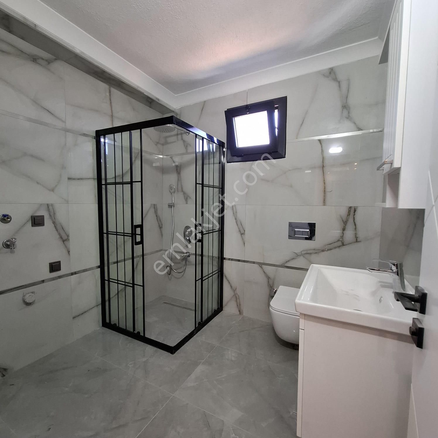 Didim Akbük’te Deniz Manzaralı Havuzlu, Kapalı Ve Açık Otoparkli Lüks 4+1 Satılık Müstakil Villa - Görsel 16