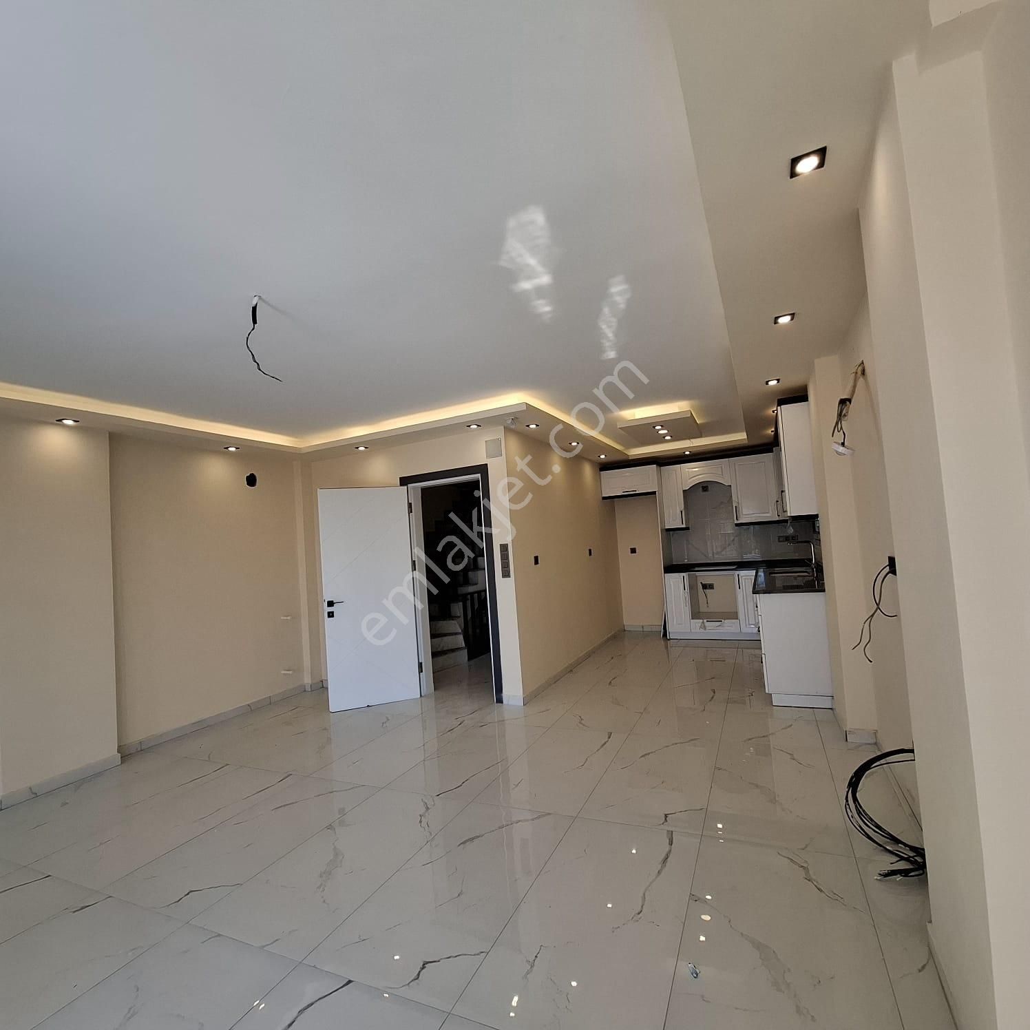 Didim Akbük’te Deniz Manzaralı Havuzlu, Kapalı Ve Açık Otoparkli Lüks 4+1 Satılık Müstakil Villa - Görsel 8