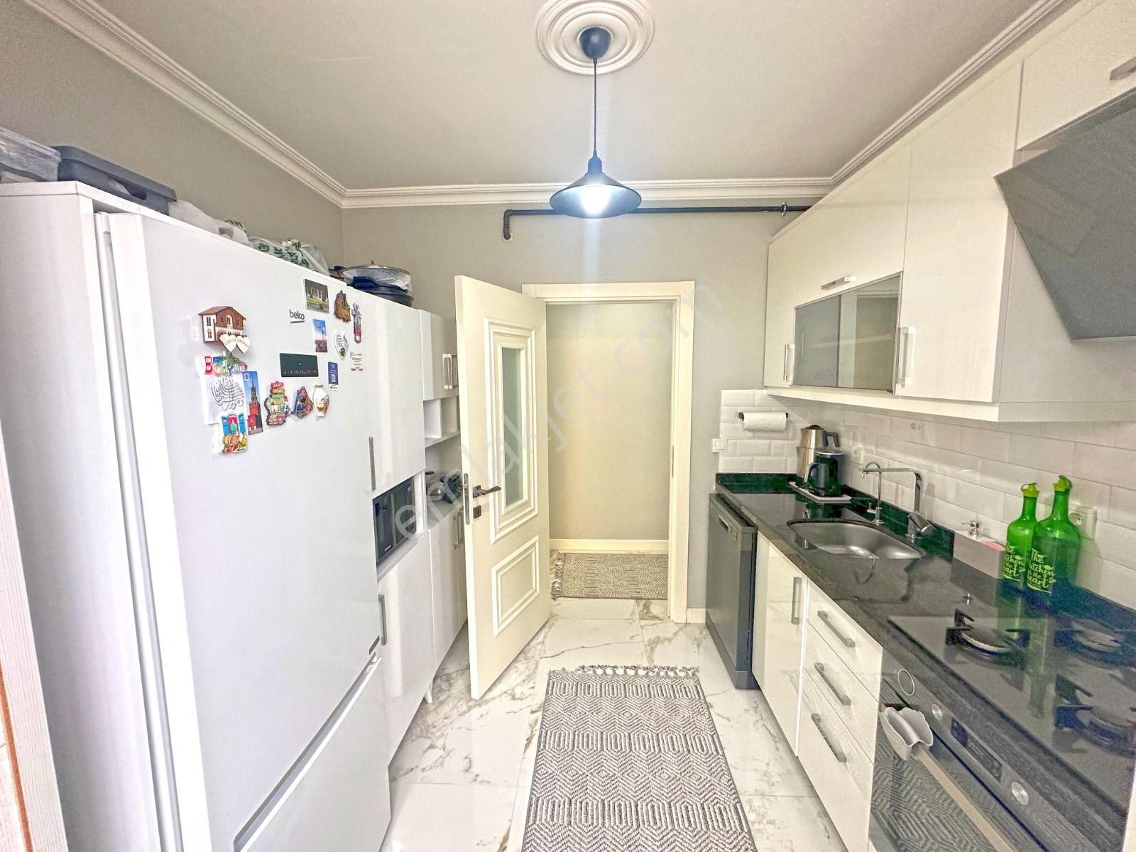 Beylikdüzü Kavaklı Merkez'de İskanlı Yeni Binada Satılık 2+1 - Görsel 21