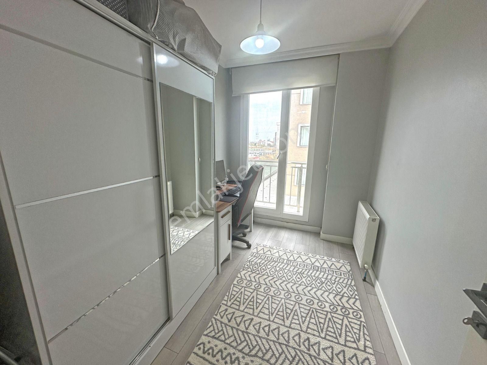 Beylikdüzü Kavaklı Merkez'de İskanlı Yeni Binada Satılık 2+1 - Görsel 10