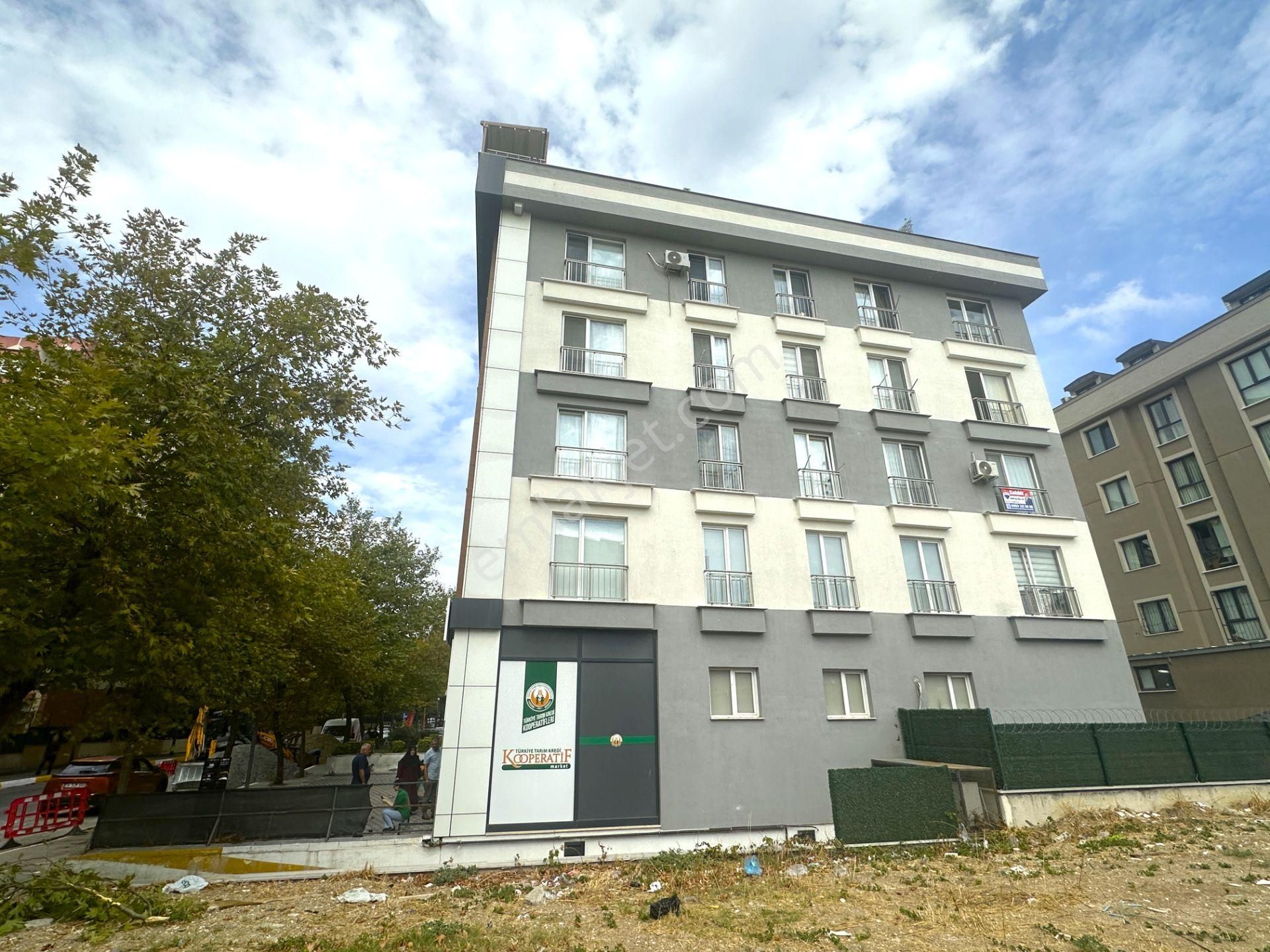 Beylikdüzü Kavaklı Merkez'de İskanlı Yeni Binada Satılık 2+1 - Görsel 4