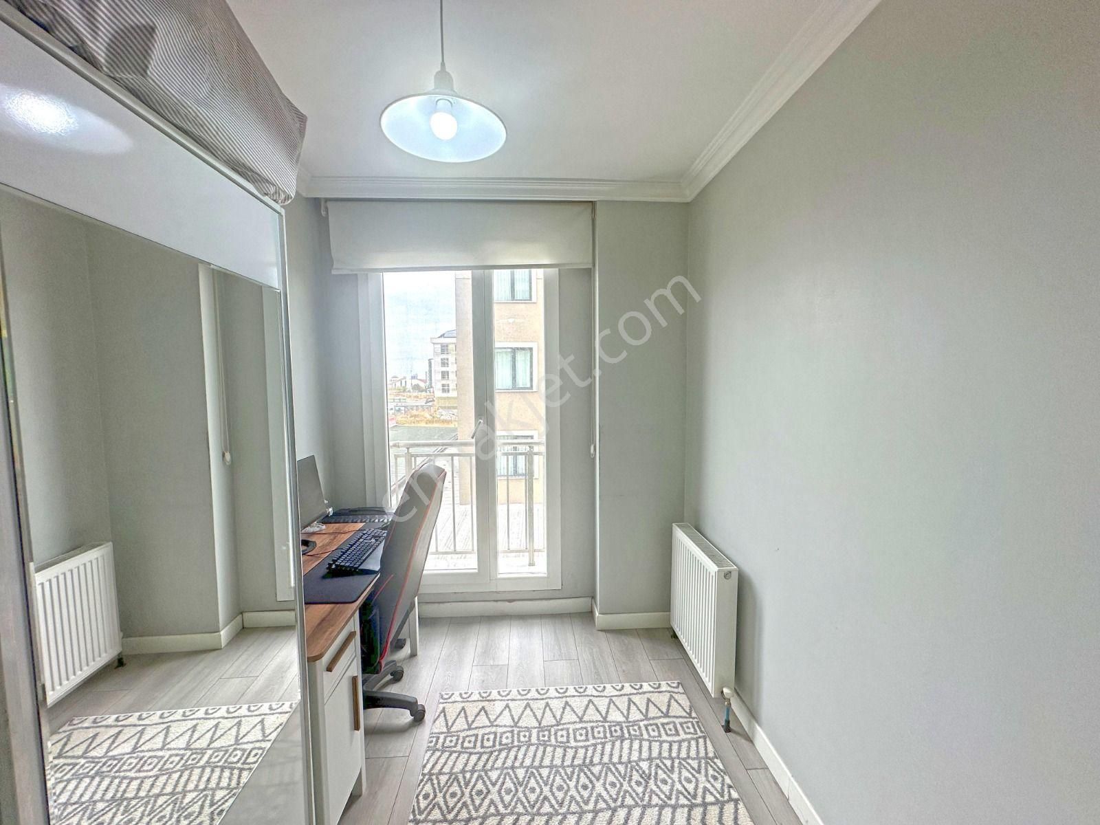 Beylikdüzü Kavaklı Merkez'de İskanlı Yeni Binada Satılık 2+1 - Görsel 12