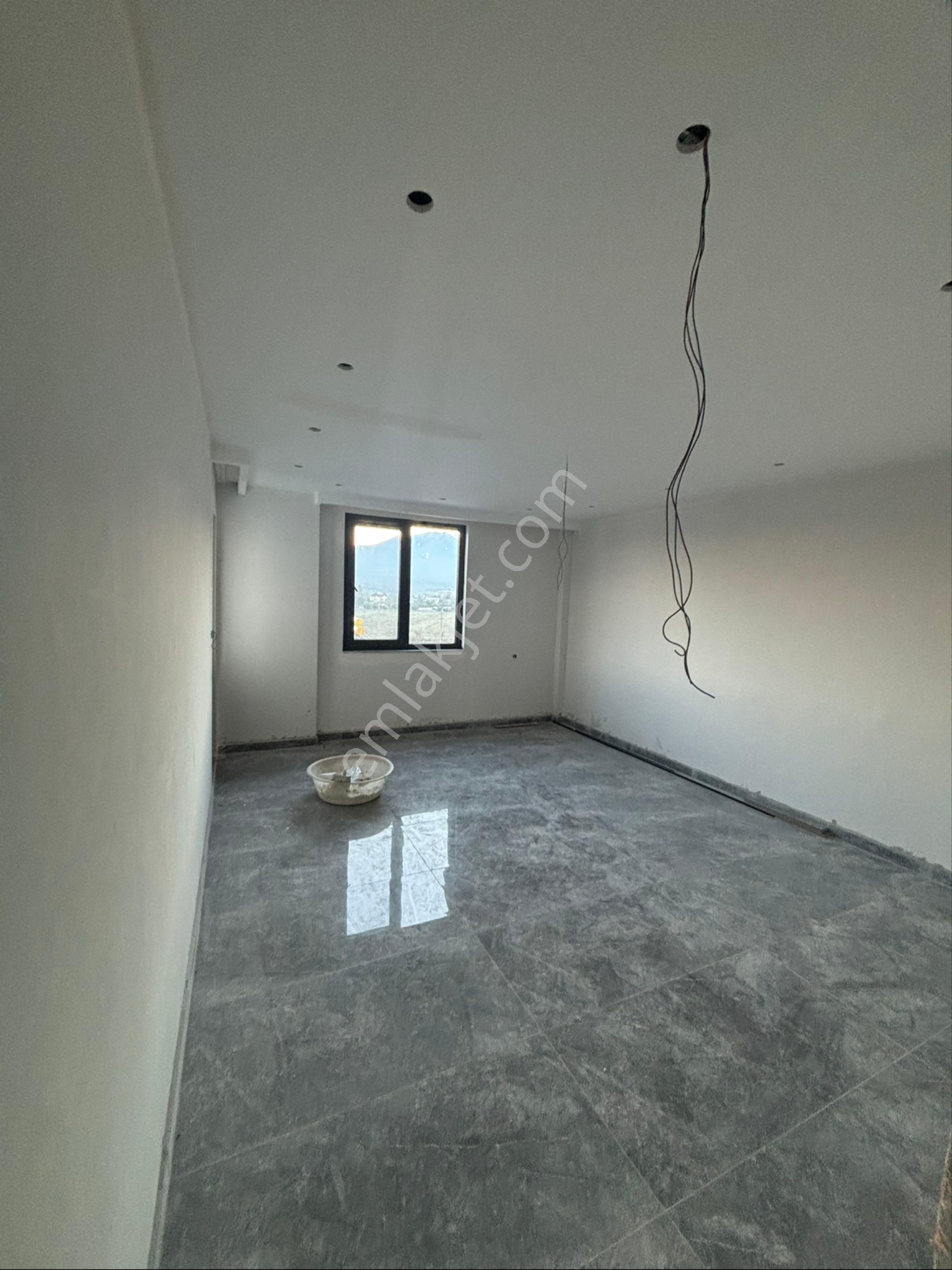 Fatih Mahallesinde Komple Satılık Bina - Görsel 8