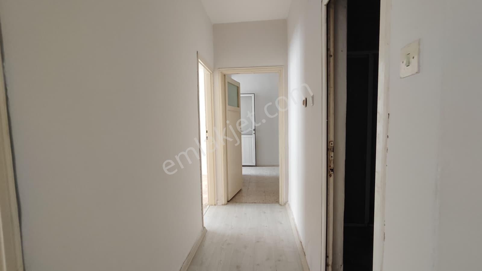 Thor'dan Kiralık Mezitli Martı Sitesi'nde Denize Sıfır 3+1 Daire - Görsel 4