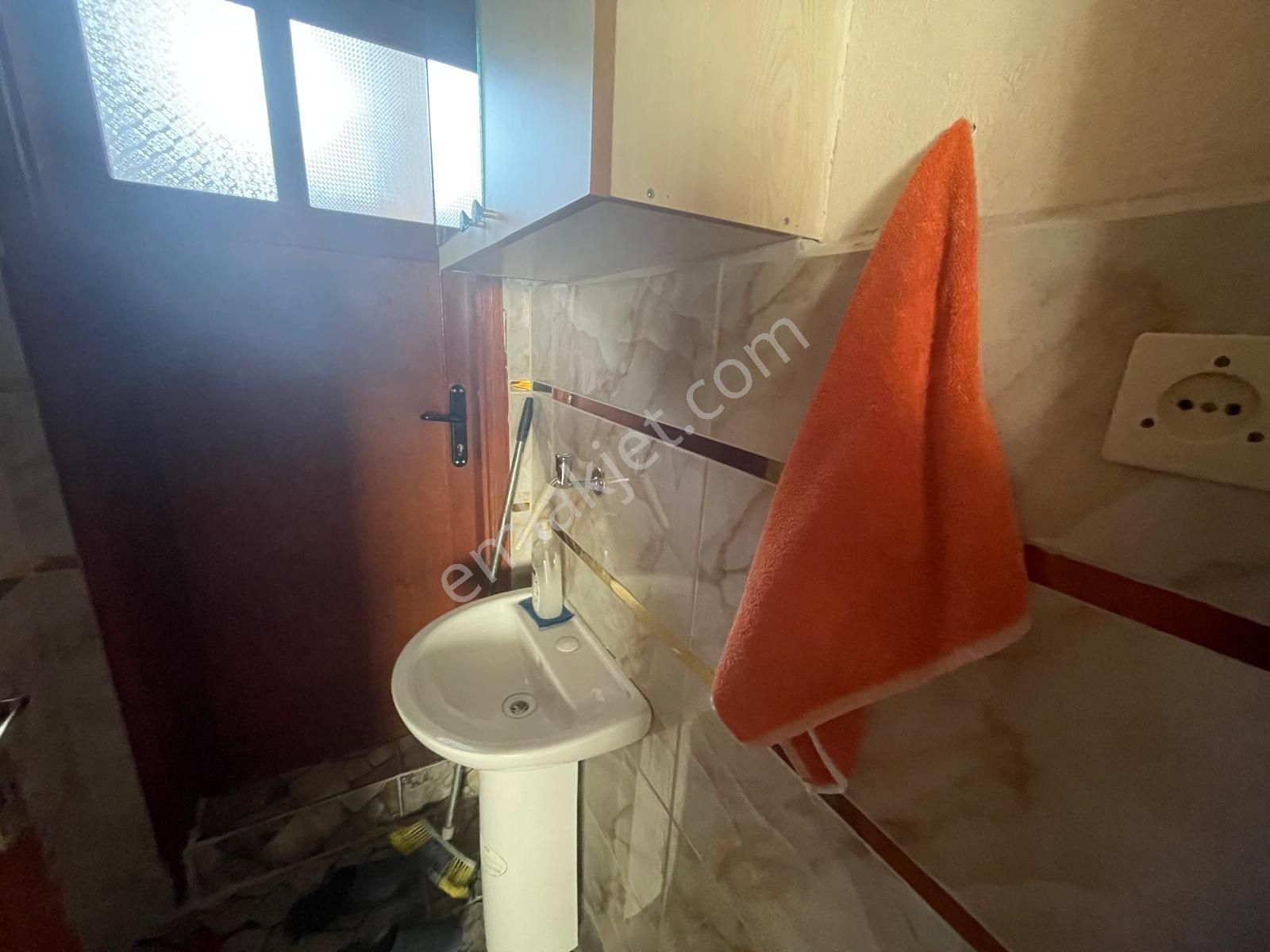 Yenidoğan Mh 3katlı 3+1 Kapalı Mutfak Satılık Müstakil - Görsel 8