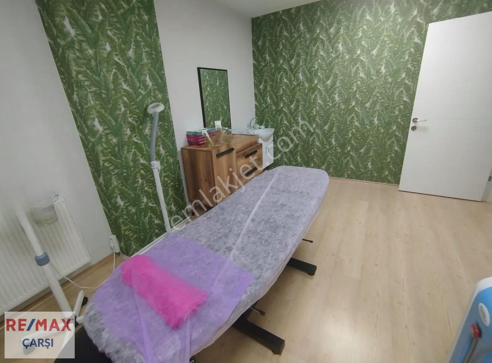 Tramvay Yolunda, Merkezde, Kiracılı Tabela Değeri Yüksek Ofis - Görsel 7