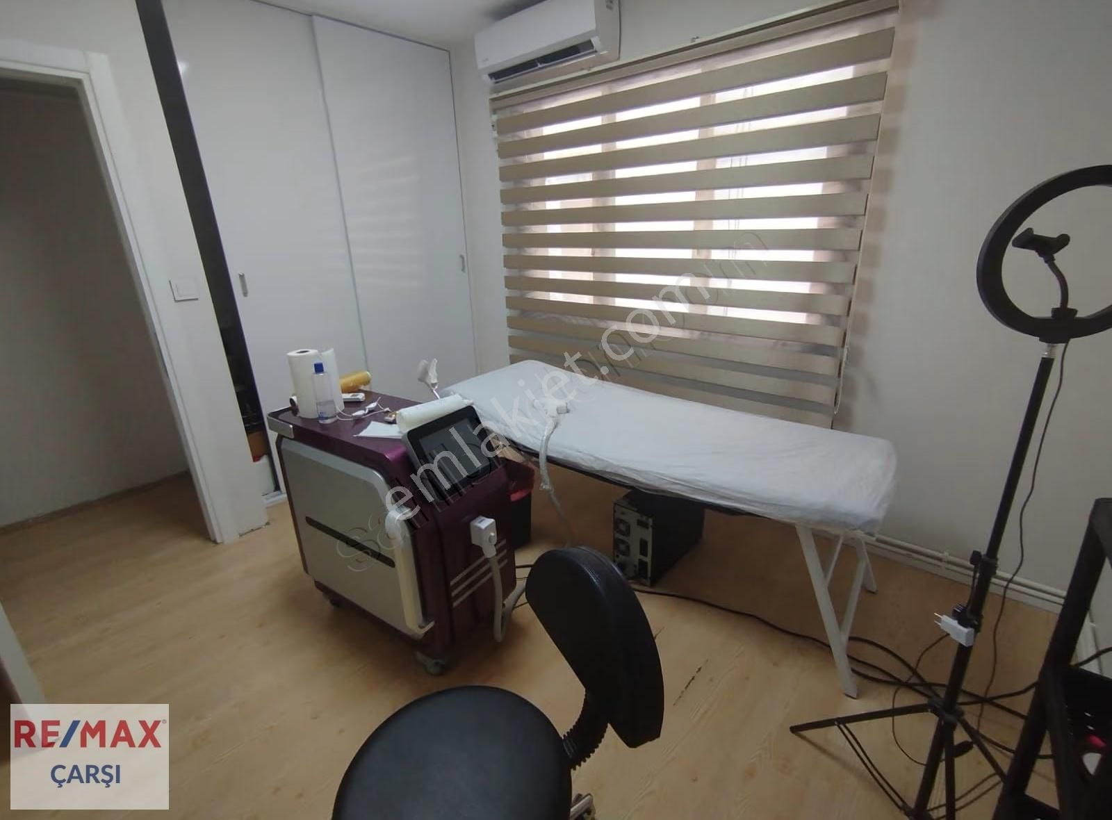 Tramvay Yolunda, Merkezde, Kiracılı Tabela Değeri Yüksek Ofis - Görsel 5