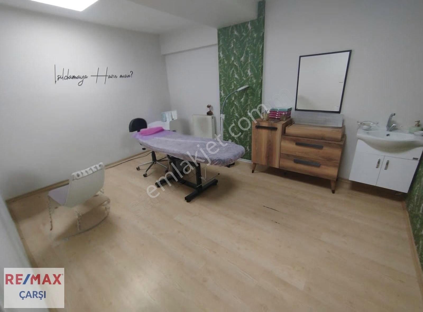 Tramvay Yolunda, Merkezde, Kiracılı Tabela Değeri Yüksek Ofis - Görsel 15