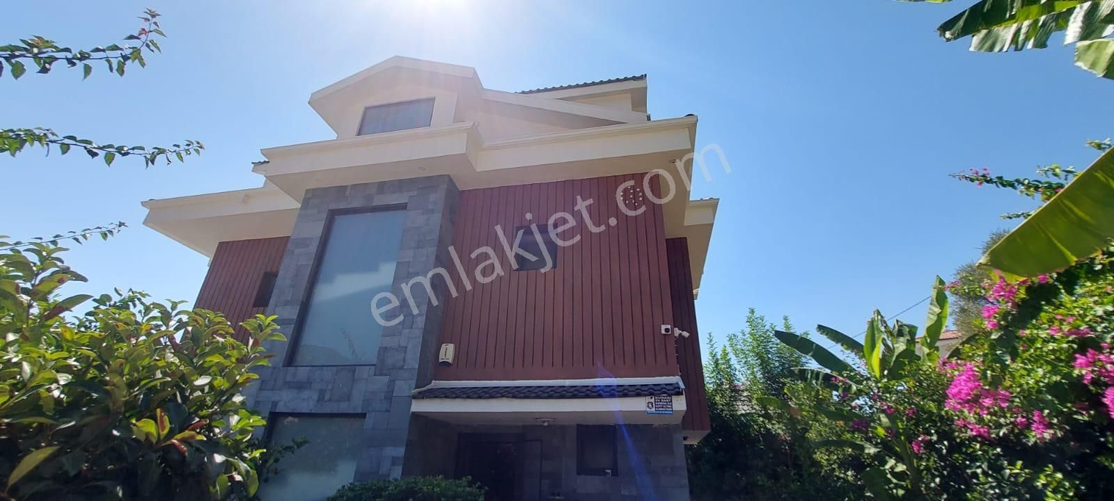 M-779 Muğla Fethiye Satılık 4+1 Full Eşyalı Triblex Villa