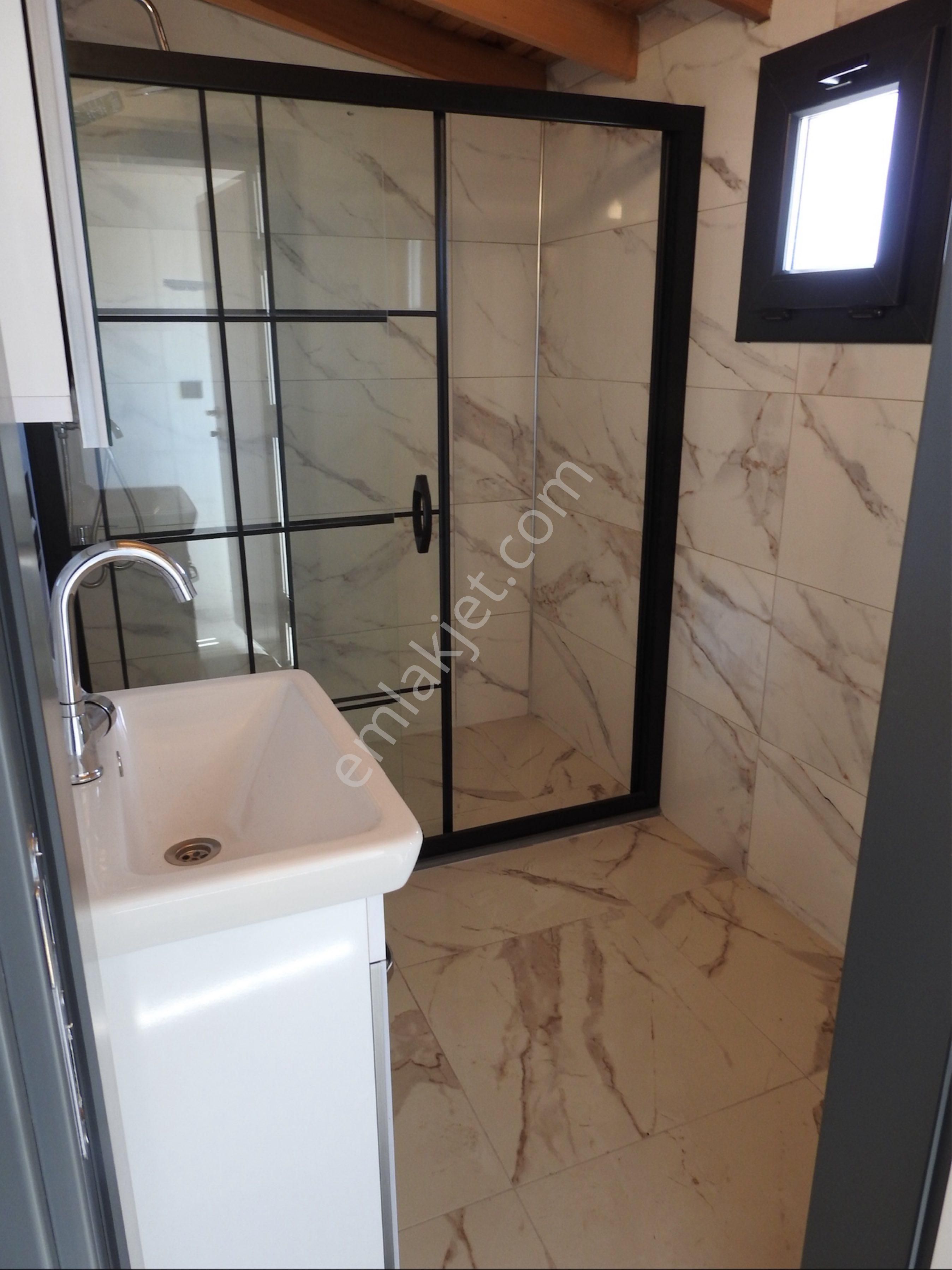 Ortamahallede Denize 50m Yeni Villa - Görsel 4