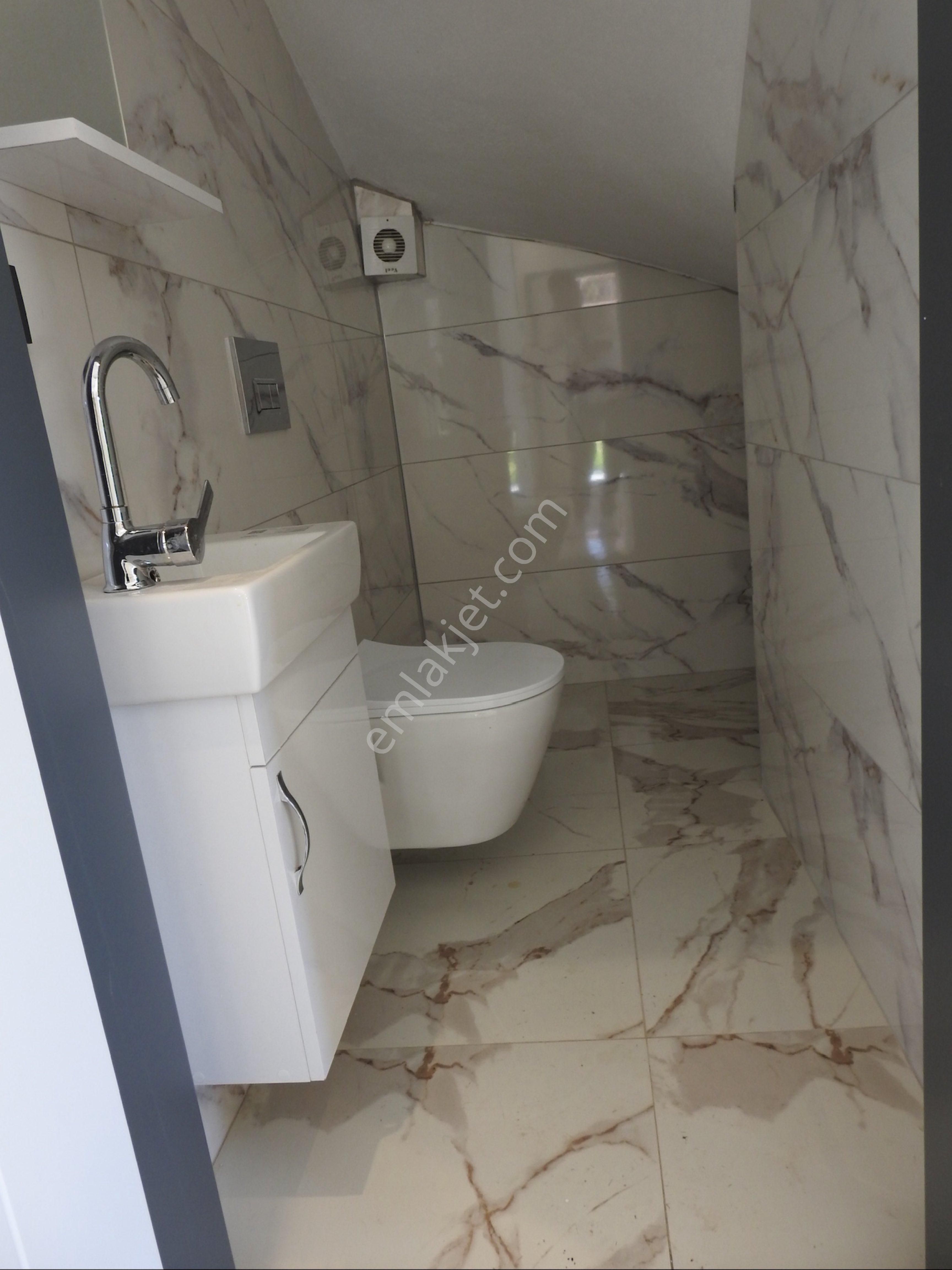 Ortamahallede Denize 50m Yeni Villa - Görsel 19