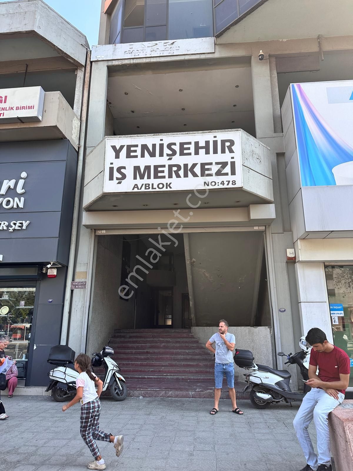 Gıda Çarşısı’nın Tam Karşısında, Gaziler Caddesi’nde Net:181m² Satılık İşyeri - Görsel 28