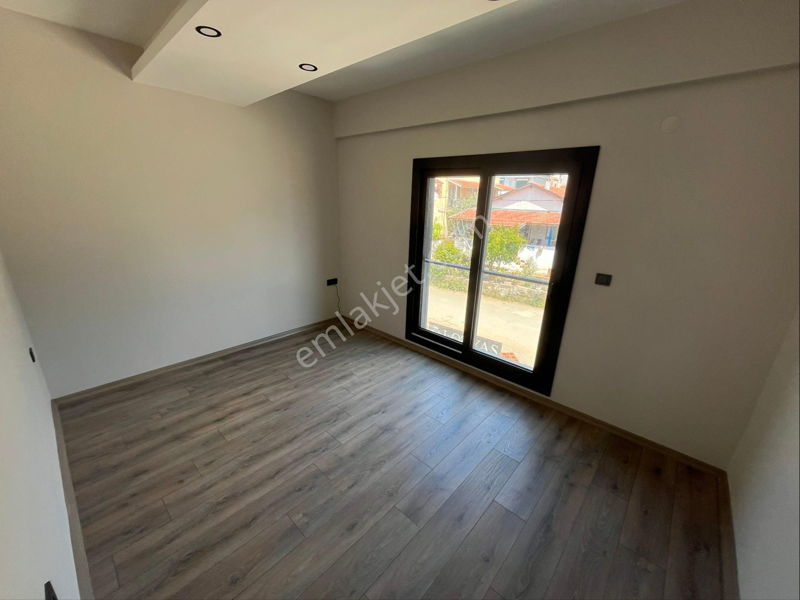 Ortamahallede Sıfır Uygun Villa - Görsel 14