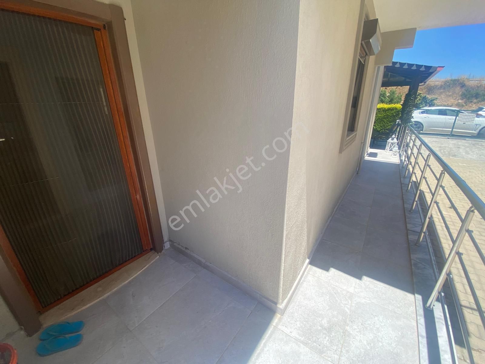 Gümüldürde Denize Sıfır Site İçeriisinde Villa - Görsel 4