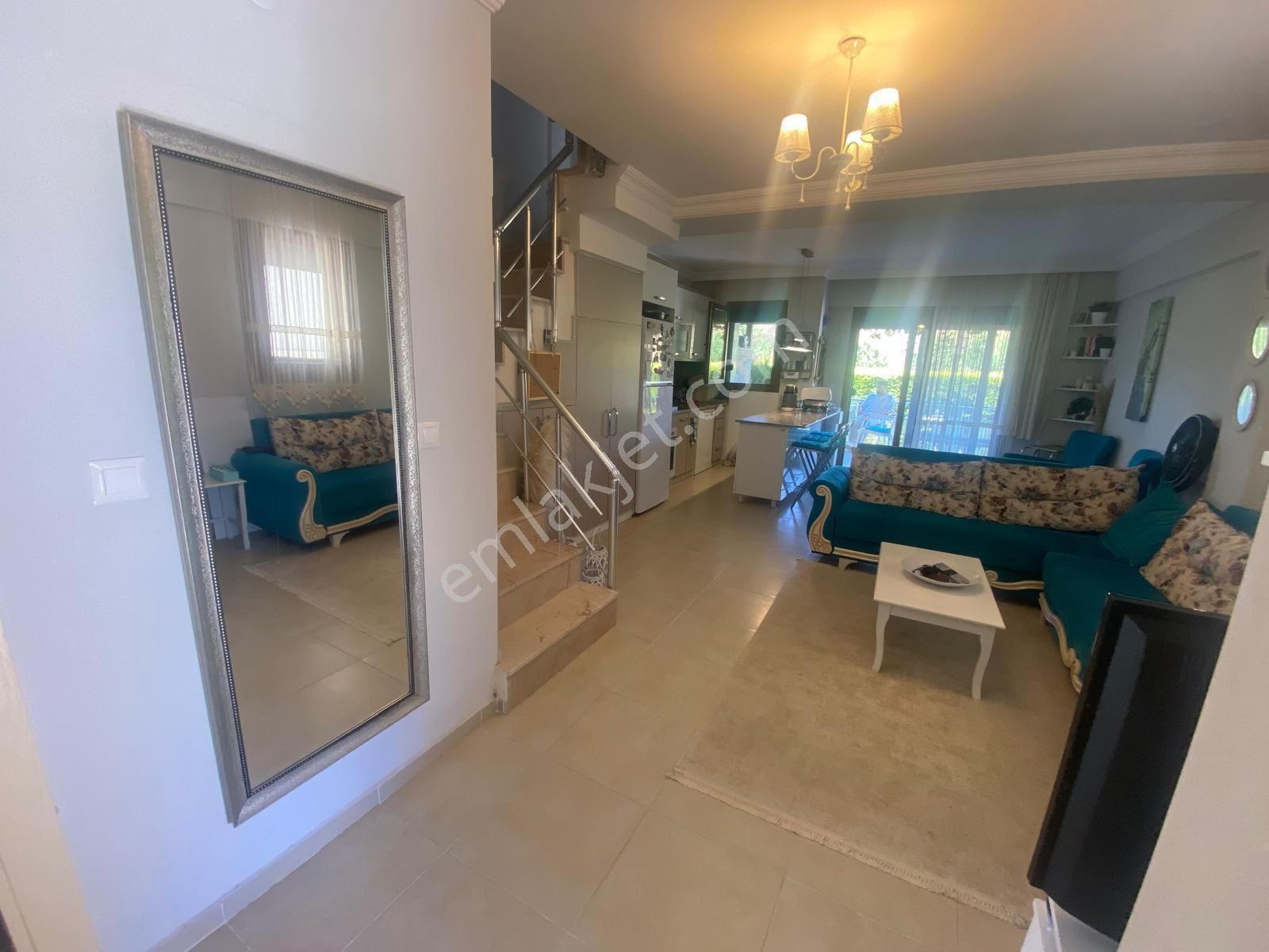 Gümüldürde Denize Sıfır Site İçeriisinde Villa - Görsel 11