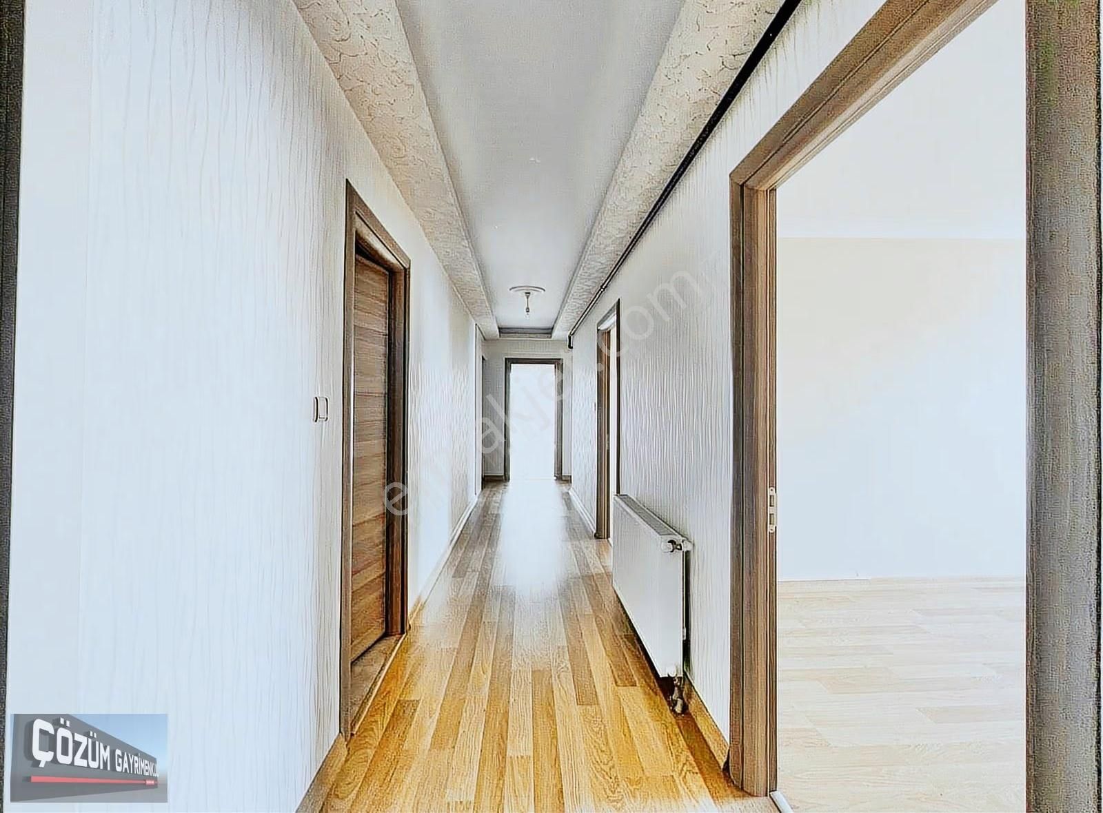 Çözüm Ana Cadde Kenarı 3+1 Ful Yapılı Kilerli Çift Banyolu Daire - Görsel 2